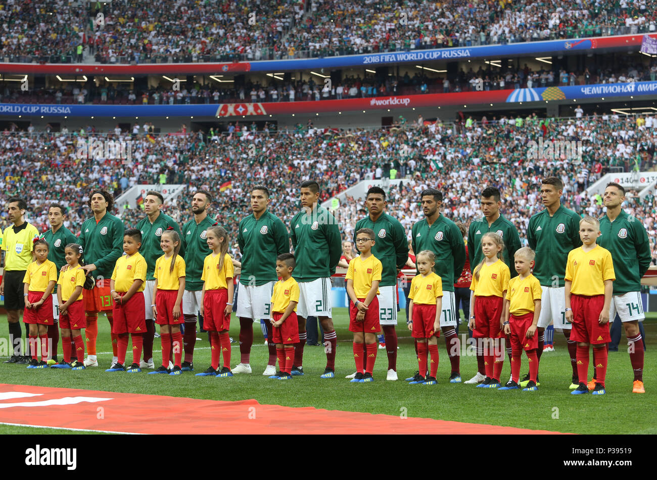 17 06 18 Moscow Russian Mexican Team During Anthem In The Fifa World Cup Russia 18 Group F Football Match Between Germany V Mexico In Luzhniki Stadium In Moscow Stock Photo Alamy 17 06 18 Moscow Russian Mexican Team During Anthem In The Fifa World Cup Russia 18 Group F Football Match Between Germany V Mexico In Luzhniki Stadium In Moscow Stock Photo Alamy