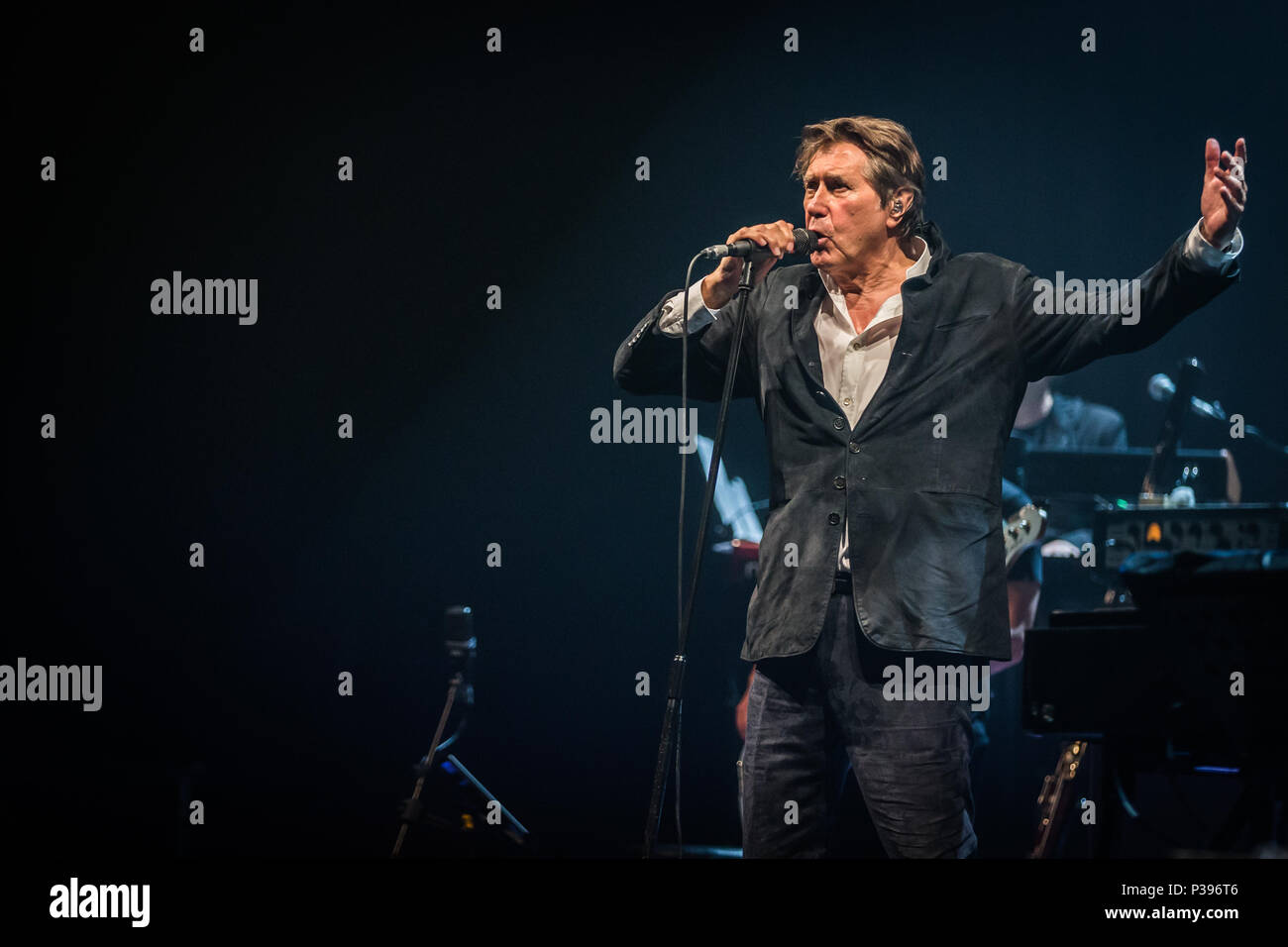 Roskilde, Denmark. June 17, 2018. The English singer and songwriter Bryan Ferry performs a live concert at Roskilde Kongrescenter in Roskilde. (Photo credit: Gonzales Photo - Thomas Rasmussen). Credit: Gonzales Photo/Alamy Live News Stock Photo