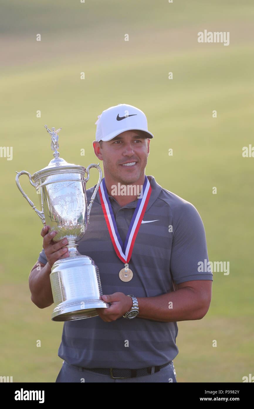 Brooks Koepka of USA celebrates with the trophy after winning the final round of the 118th U.S. Open Championship at the Shinnecock Hills Golf Club in Southampton, New York, United States, on June 16, 2018. (Photo by Koji Aoki/AFLO SPORT) Stock Photo