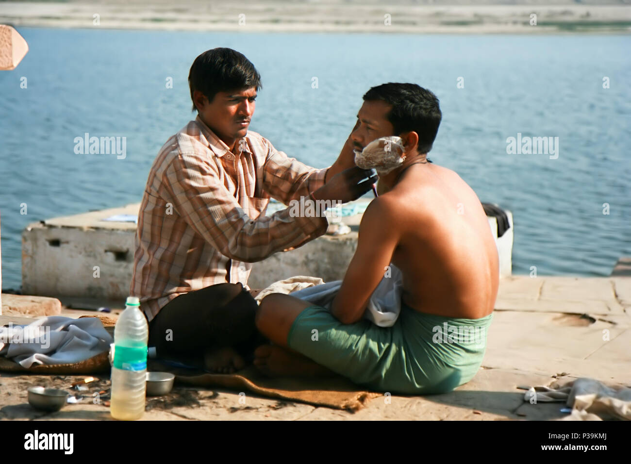 Open razor hi-res stock photography and images - Alamy