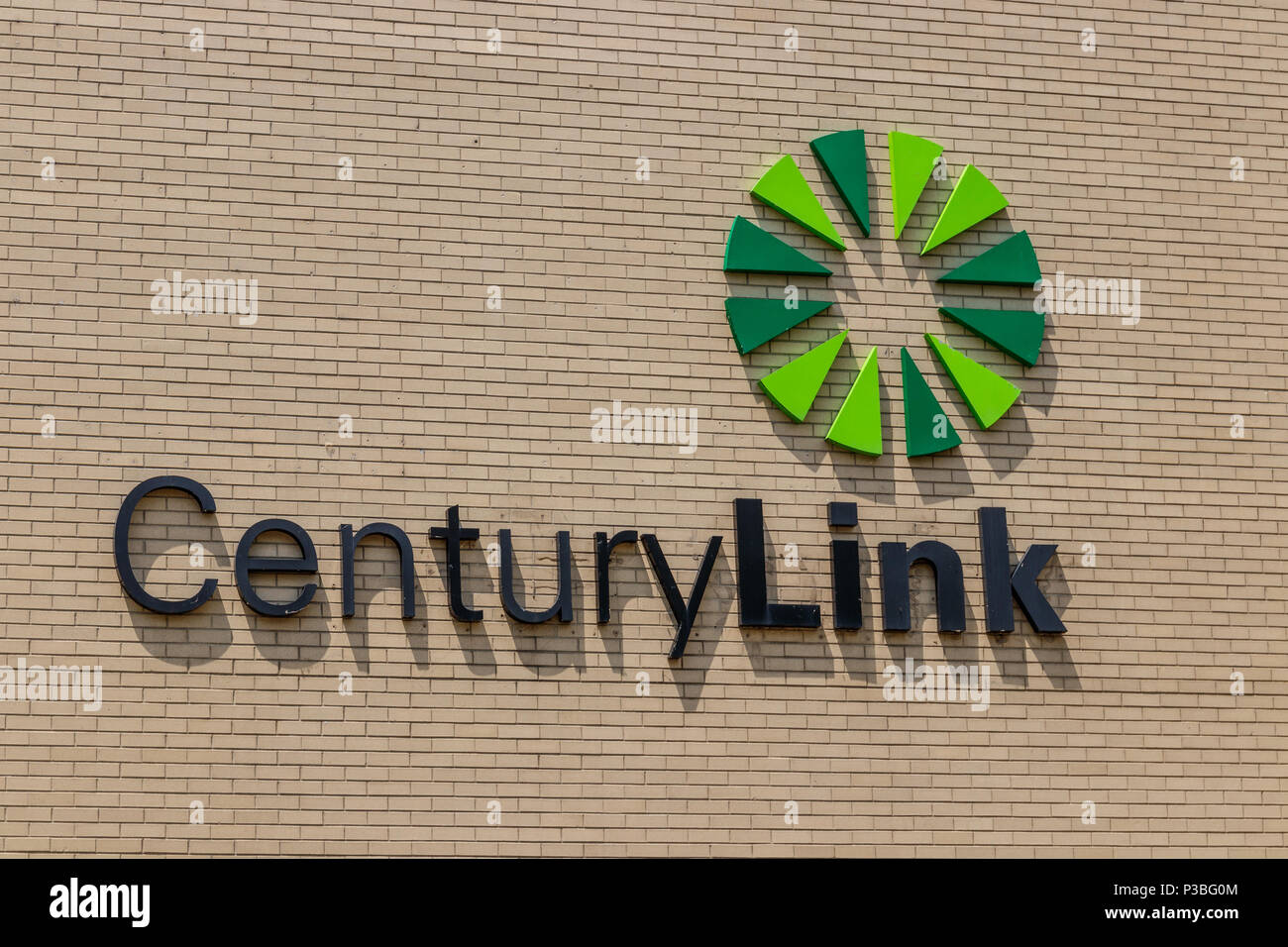 Monticello Circa June 2018 Centurylink Central Office Offers Data Services To Customers In 60 Countries V