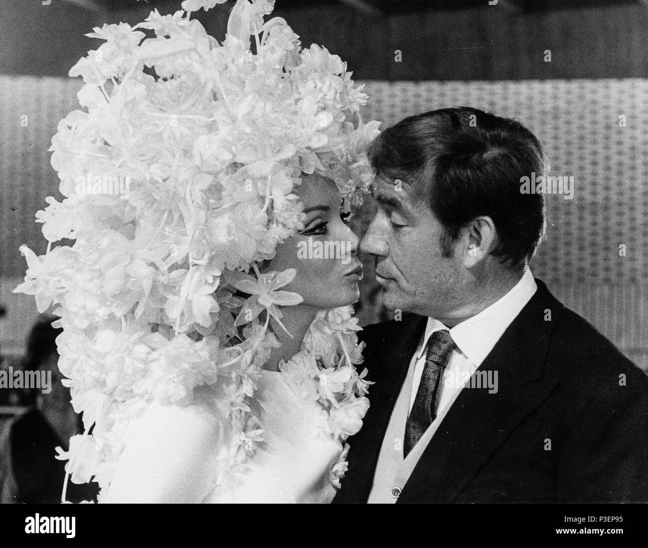 maria grazia buccella, ugo tognazzi, sissignore, 1968 Stock Photo