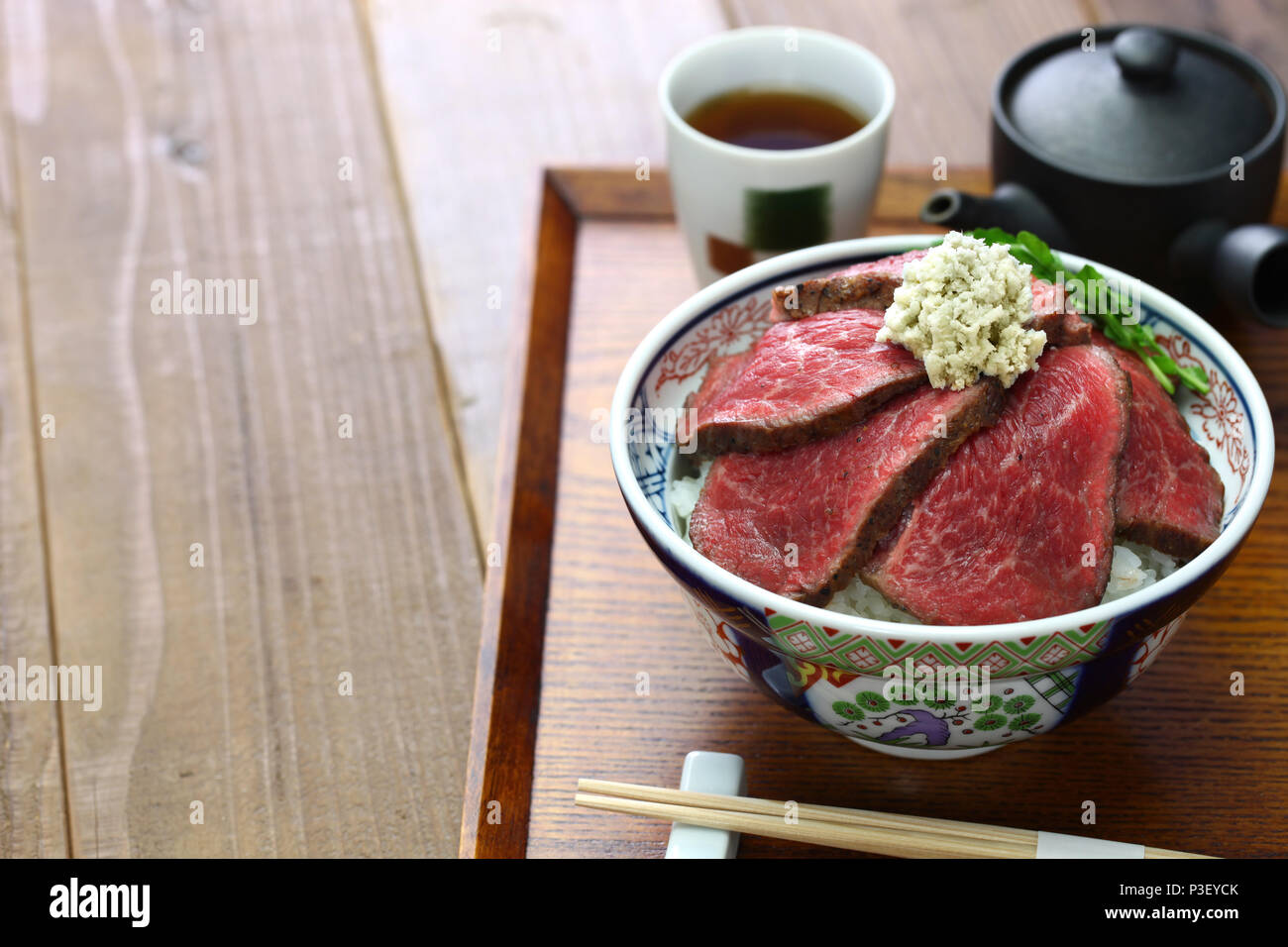 japanese roast beef bowl, roast beef on rice Stock Photo Alamy