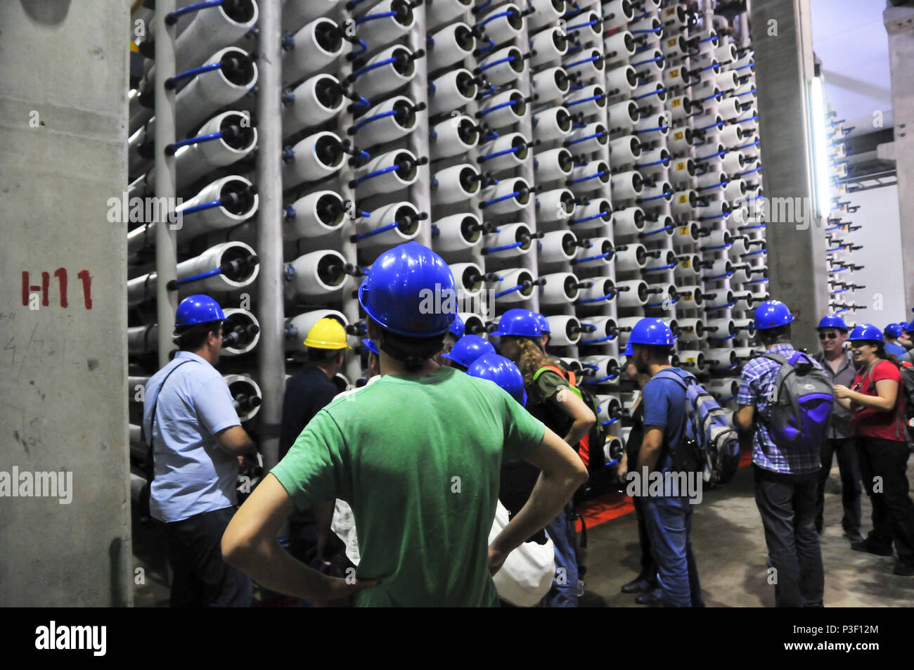 Reverse osmosis desalination plant hi-res stock photography and images ...