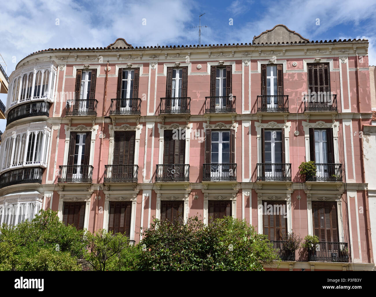 Pink building balconies hi-res stock photography and images - Alamy