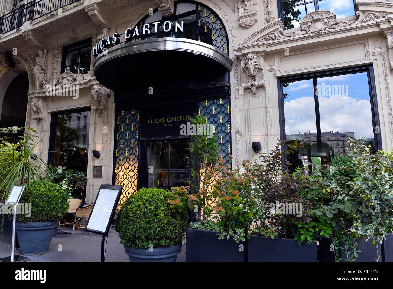 Lucas Carton Restaurant - Paris - France Stock Photo - Alamy