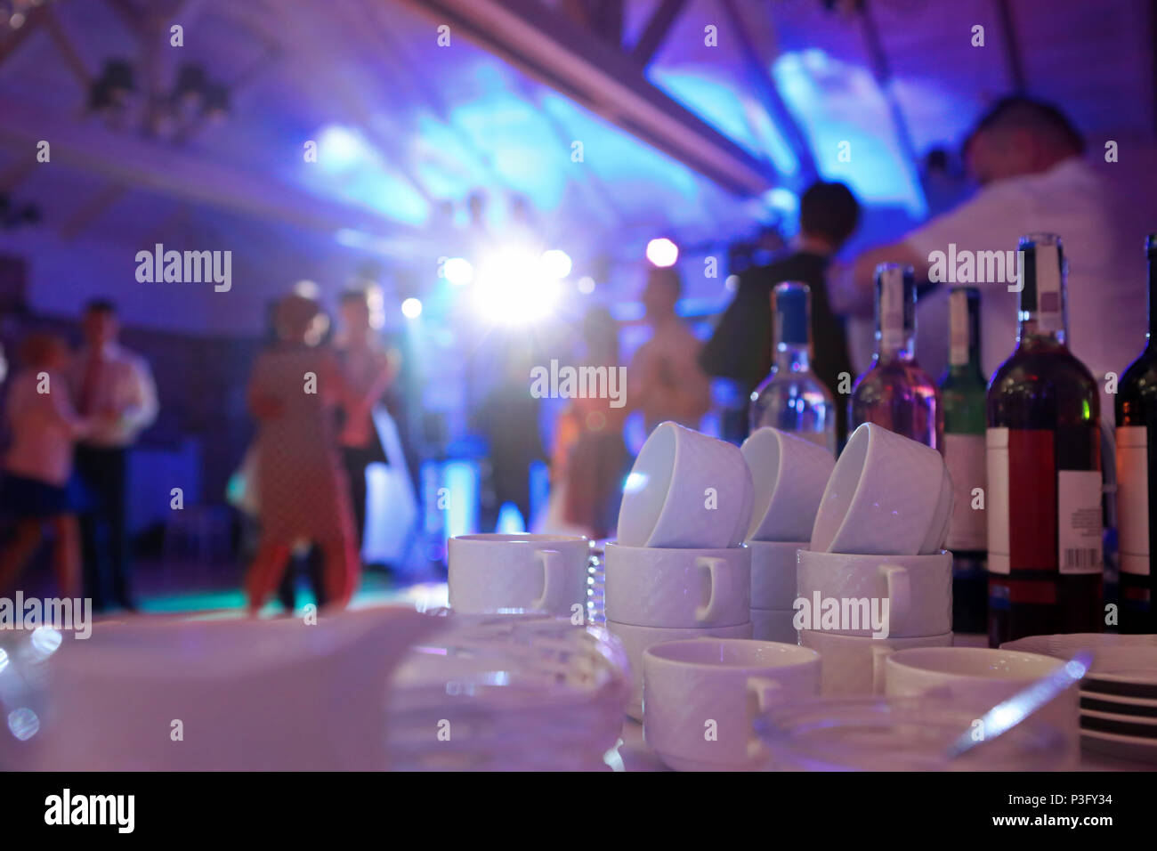 Dancing couples during party or wedding celebration Stock Photo - Alamy
