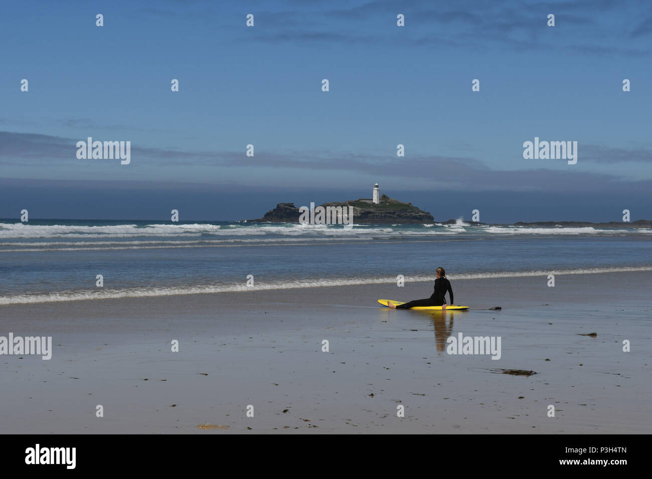 Gwithian Beach, Hayle, Cornwall, UK. 18th June 2018. UK Weather. Clouds