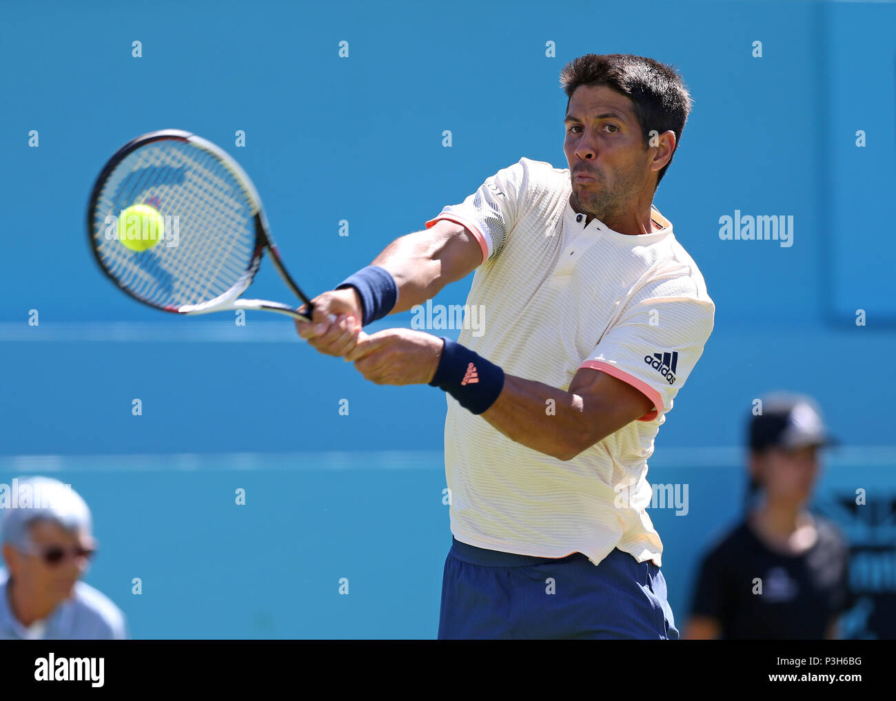 Queens Club, London, UK. 18th June, 2018. The Fever Tree Tennis Championships; Fernando Verdasco (ESP) with a backhand shot to Marin Cilic (CRO) Credit: Action Plus Sports/Alamy Live News Stock Photo