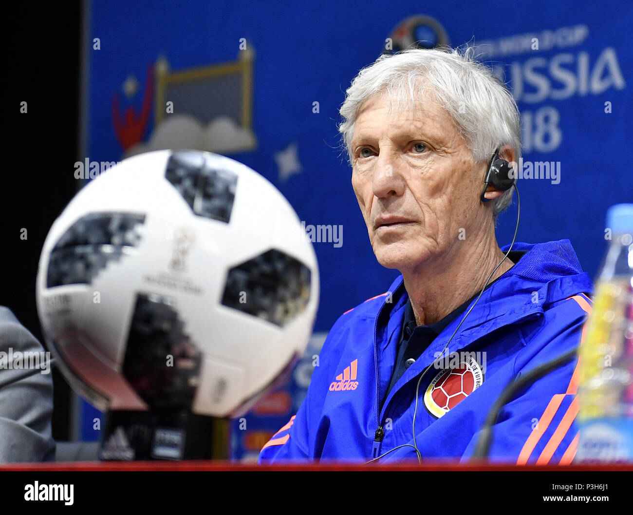 (180618) -- SARANSK, June 18, 2018(Xinhua) -- Colombian head coach Jose Pekerman attends a press conference during the 2018 FIFA World Cup in Saransk, Russia, on June 18, 2018. (Xinhua/He Canling) Stock Photo