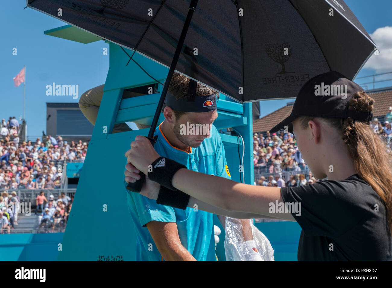 Cameron norrie tennis racket hi-res stock photography and images - Alamy