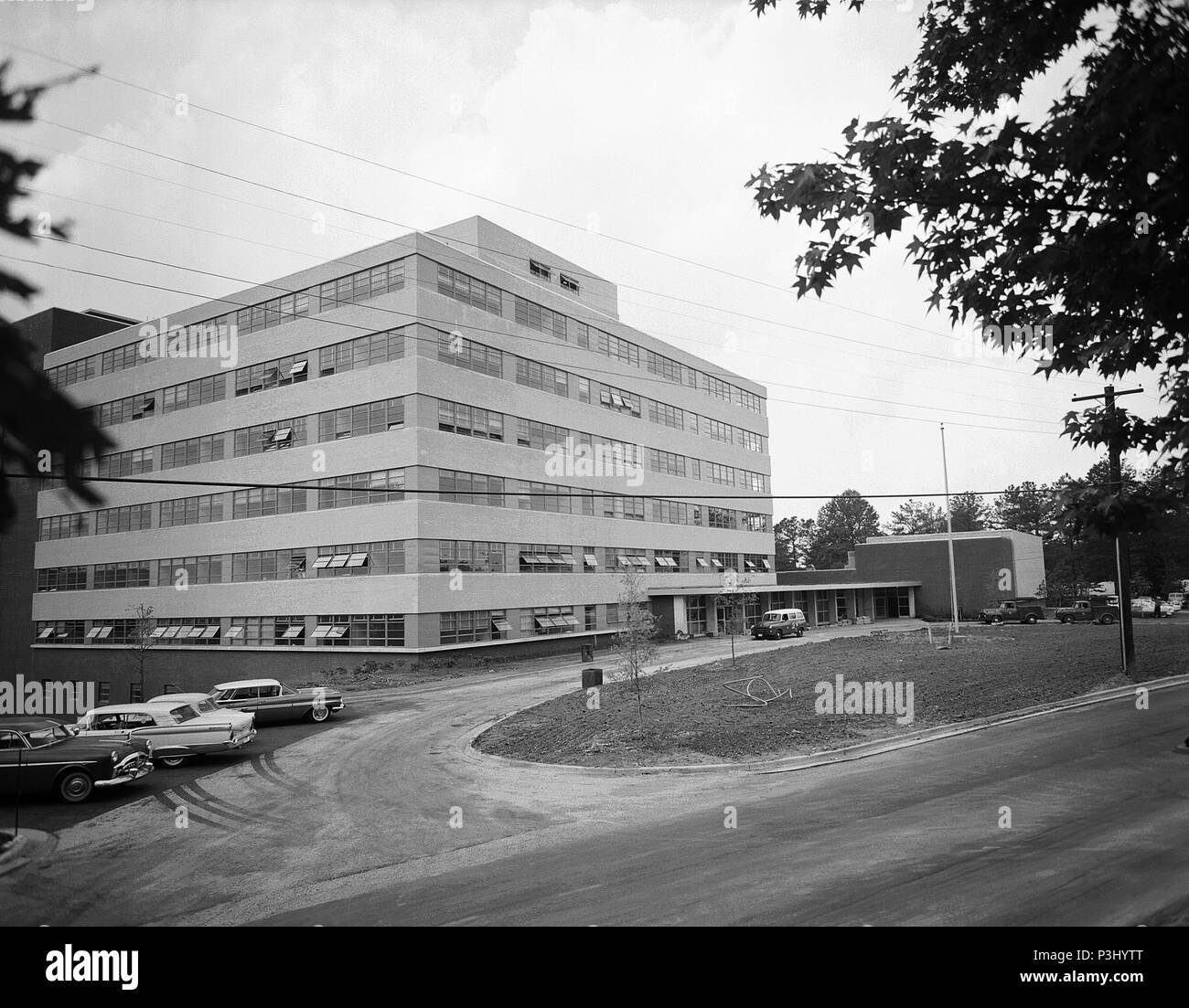 Cdc buildings and facilities Black and White Stock Photos & Images Alamy