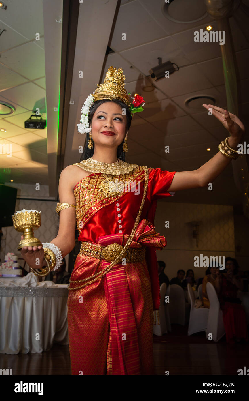 Wedding Dance, Sydney, Australia 20th April 2014 : Woman Dancing A ...