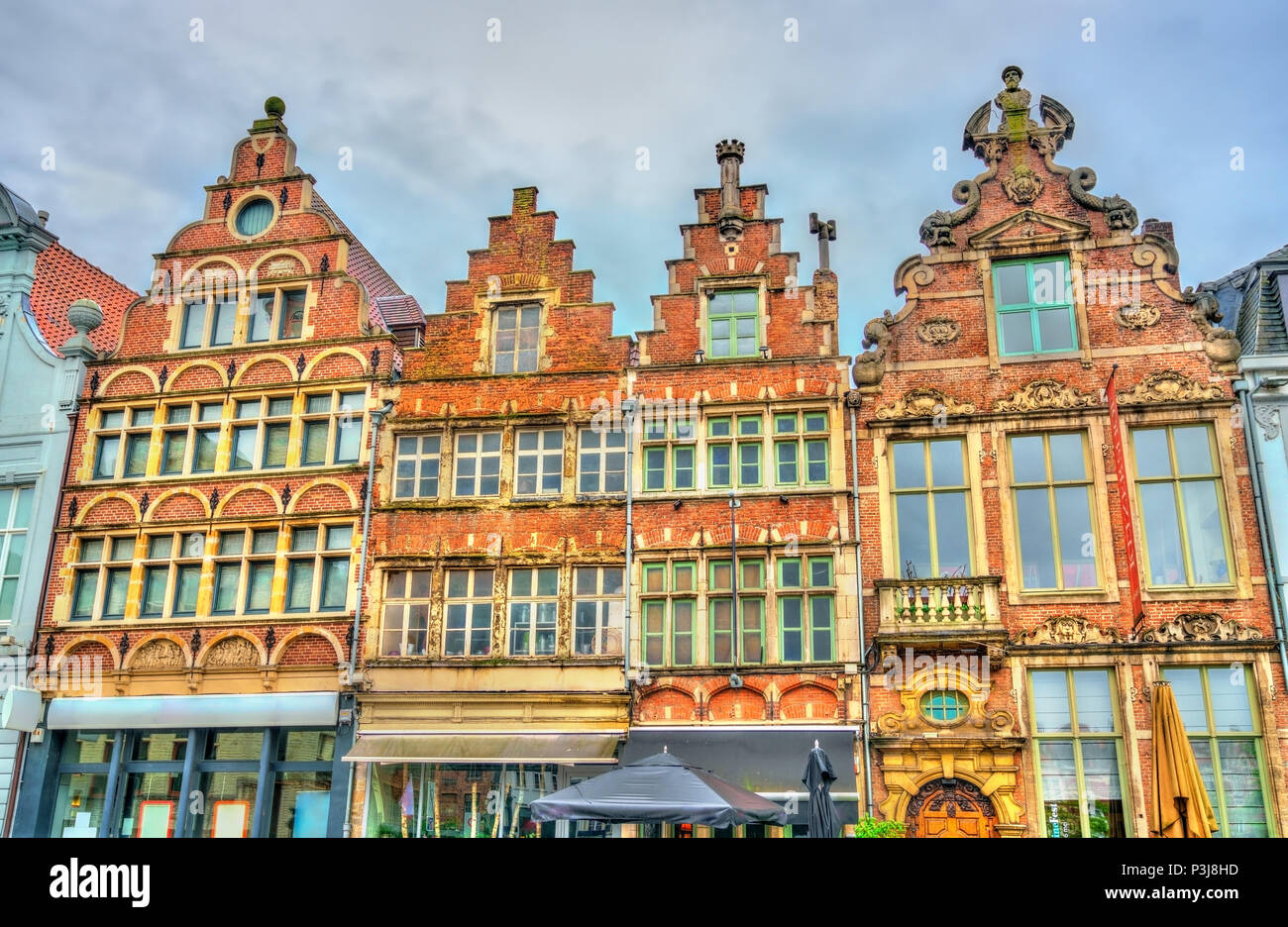 Traditional houses in the old town of Ghent, Belgium Stock Photo Alamy