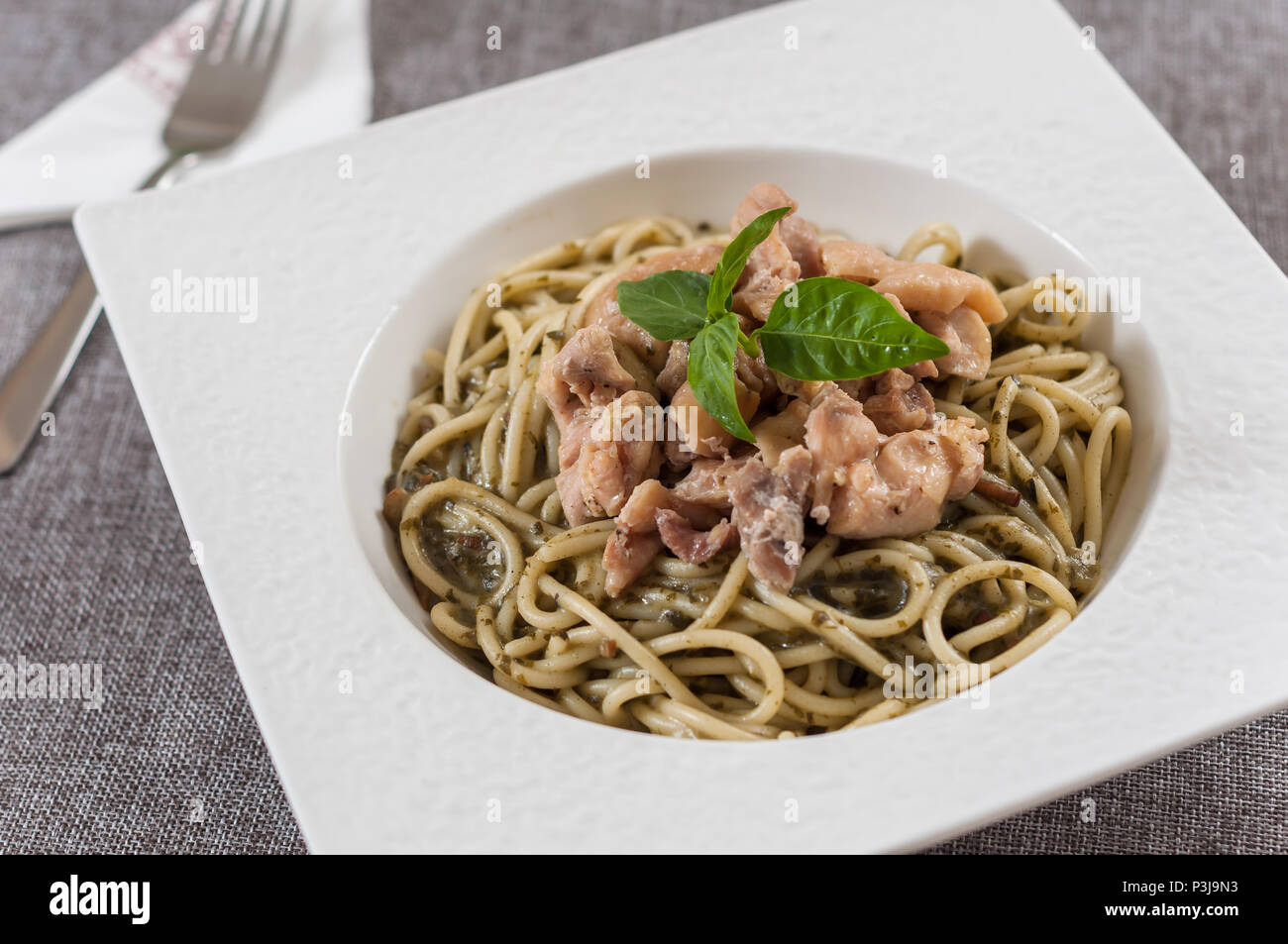 Basil Garlic Chicken Pasta Stock Photo Alamy