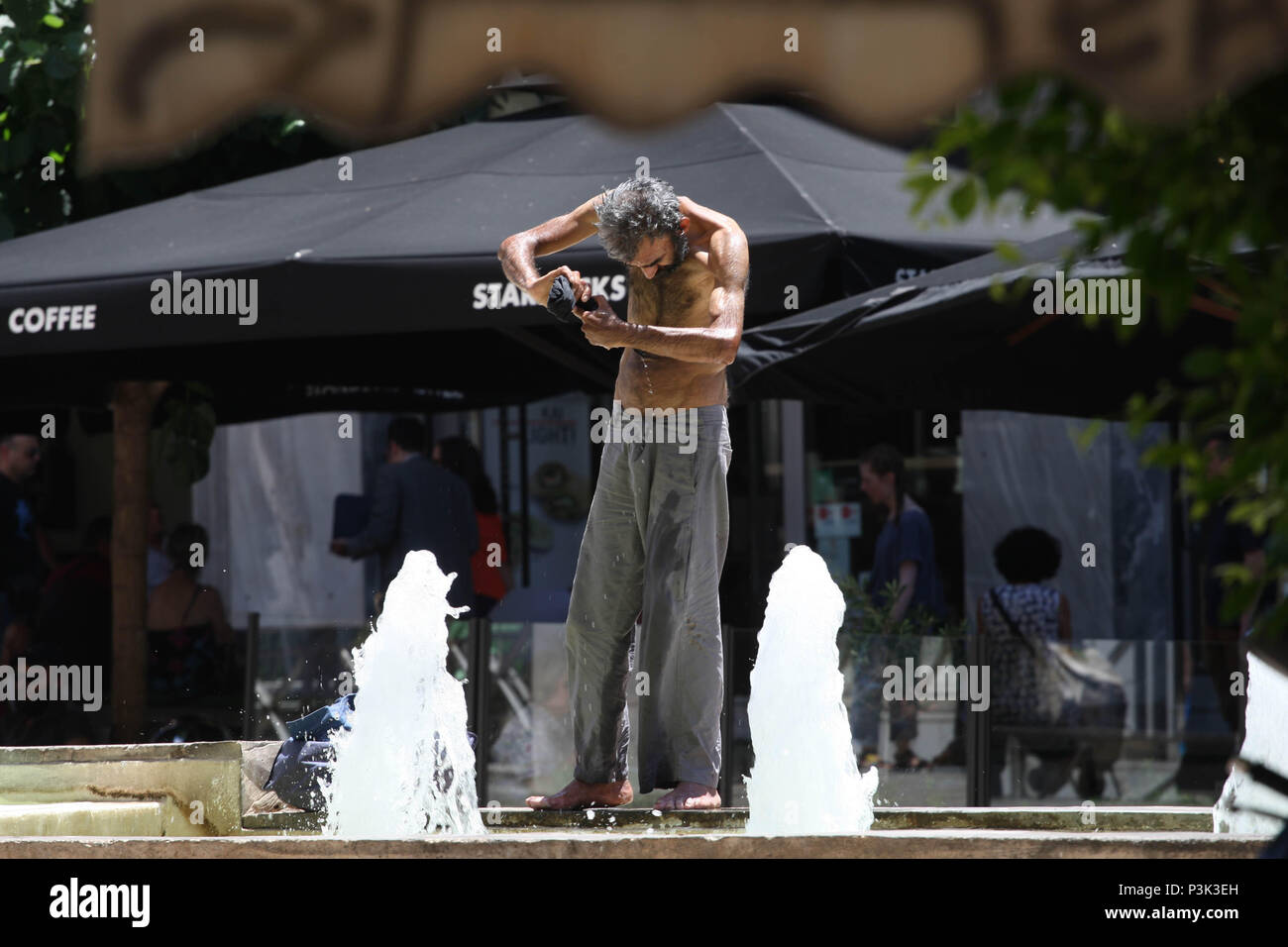 Homeless bath hires stock photography and images Alamy