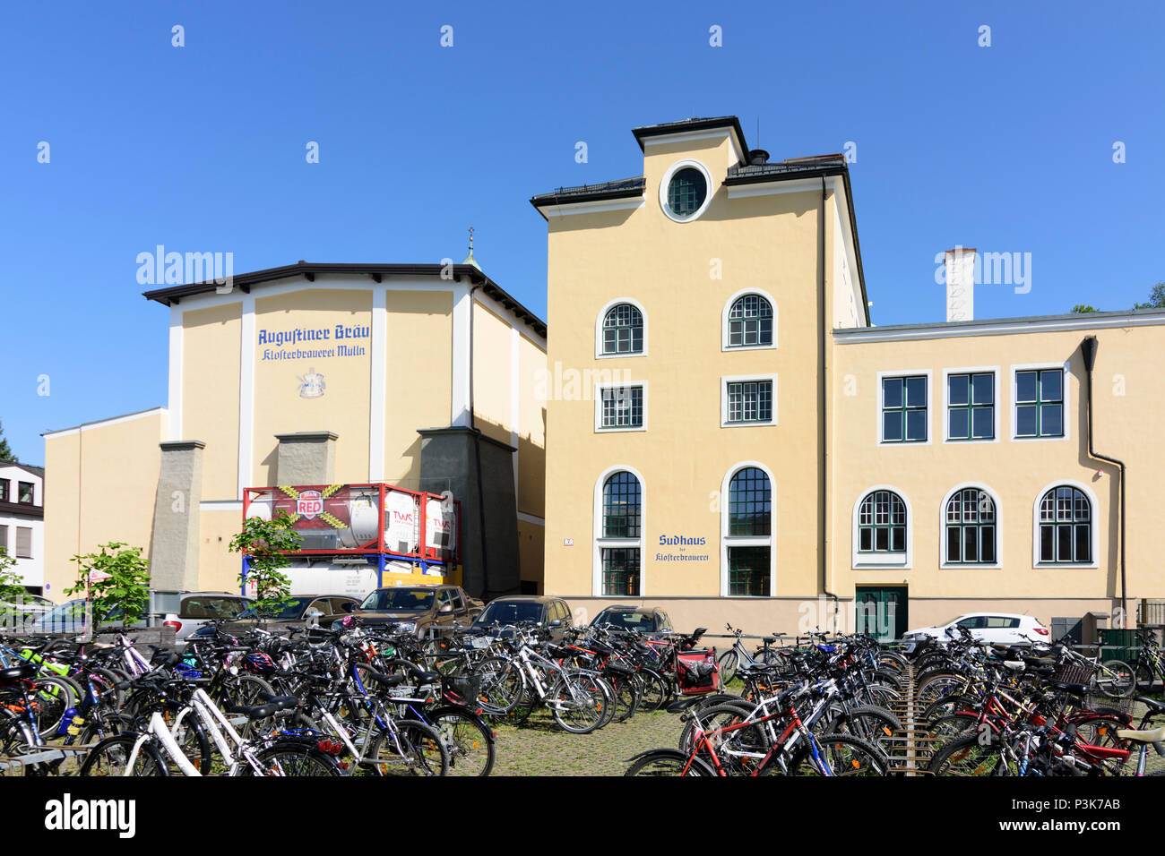 Salzburg Brewery Restaurant Beer Garden Augustiner Braustubl Mulln In Austria Salzburg Stock Photo Alamy