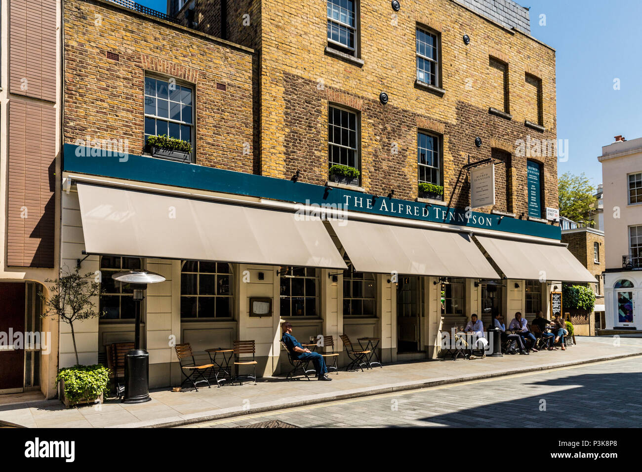 Alfred tennyson pub london hires stock photography and images Alamy