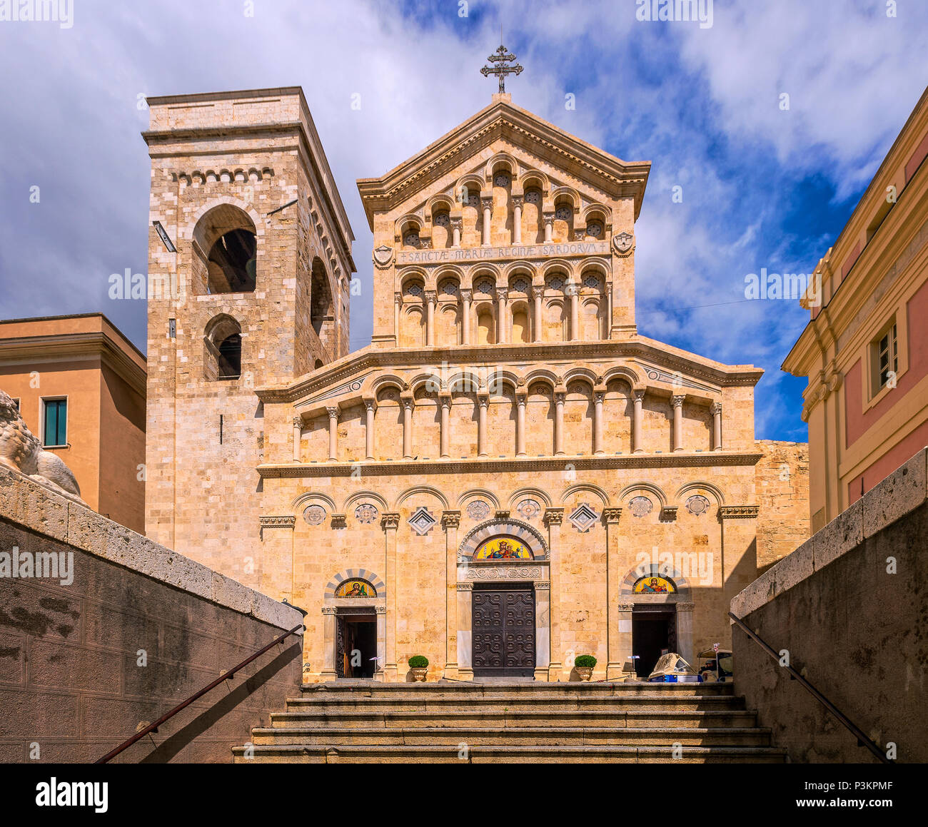 cagliari-quartiere-castello-high-resolution-stock-photography-and