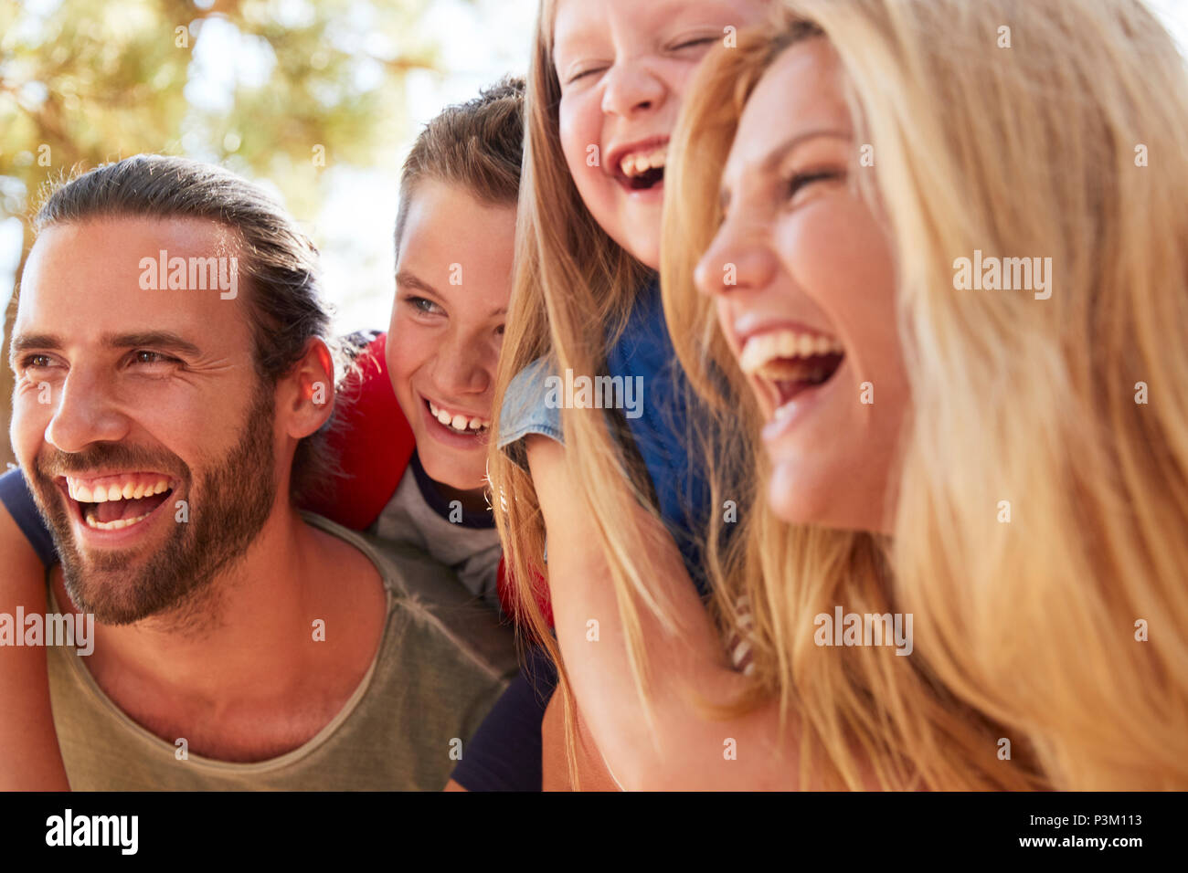 Head and shoulders shot hi-res stock photography and images - Alamy