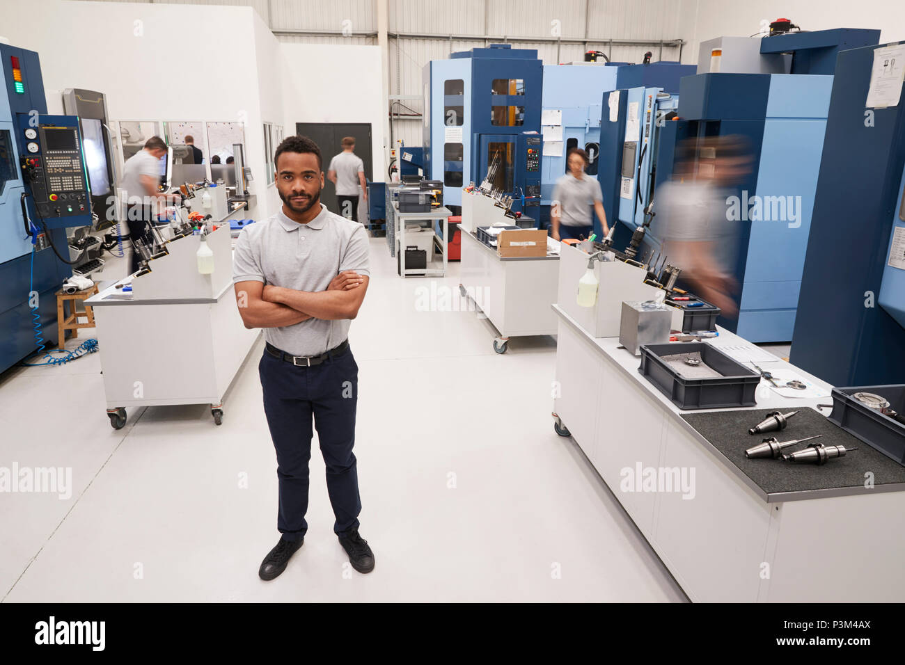Chinese male engineer hi-res stock photography and images - Alamy
