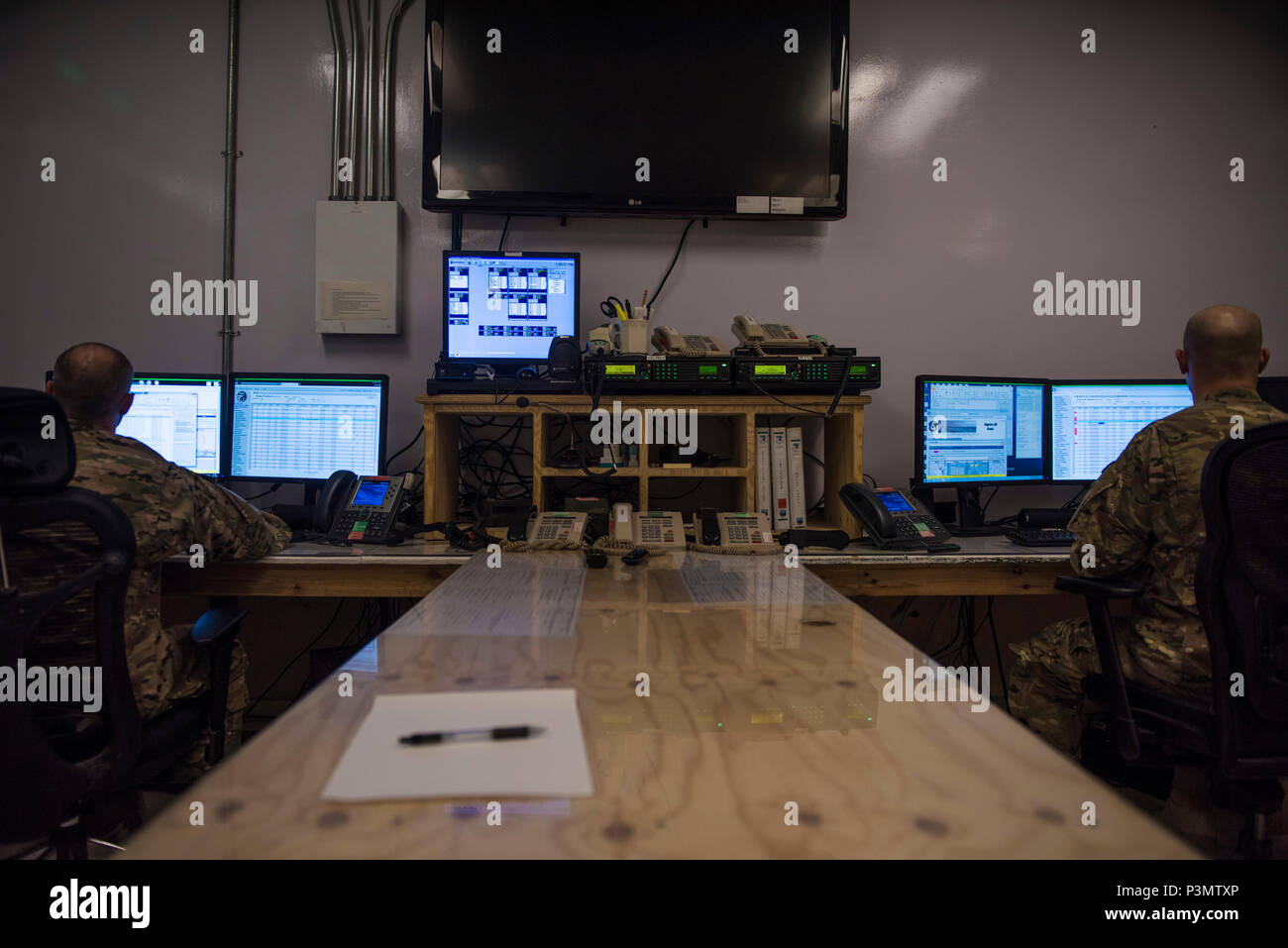 scott afb command post