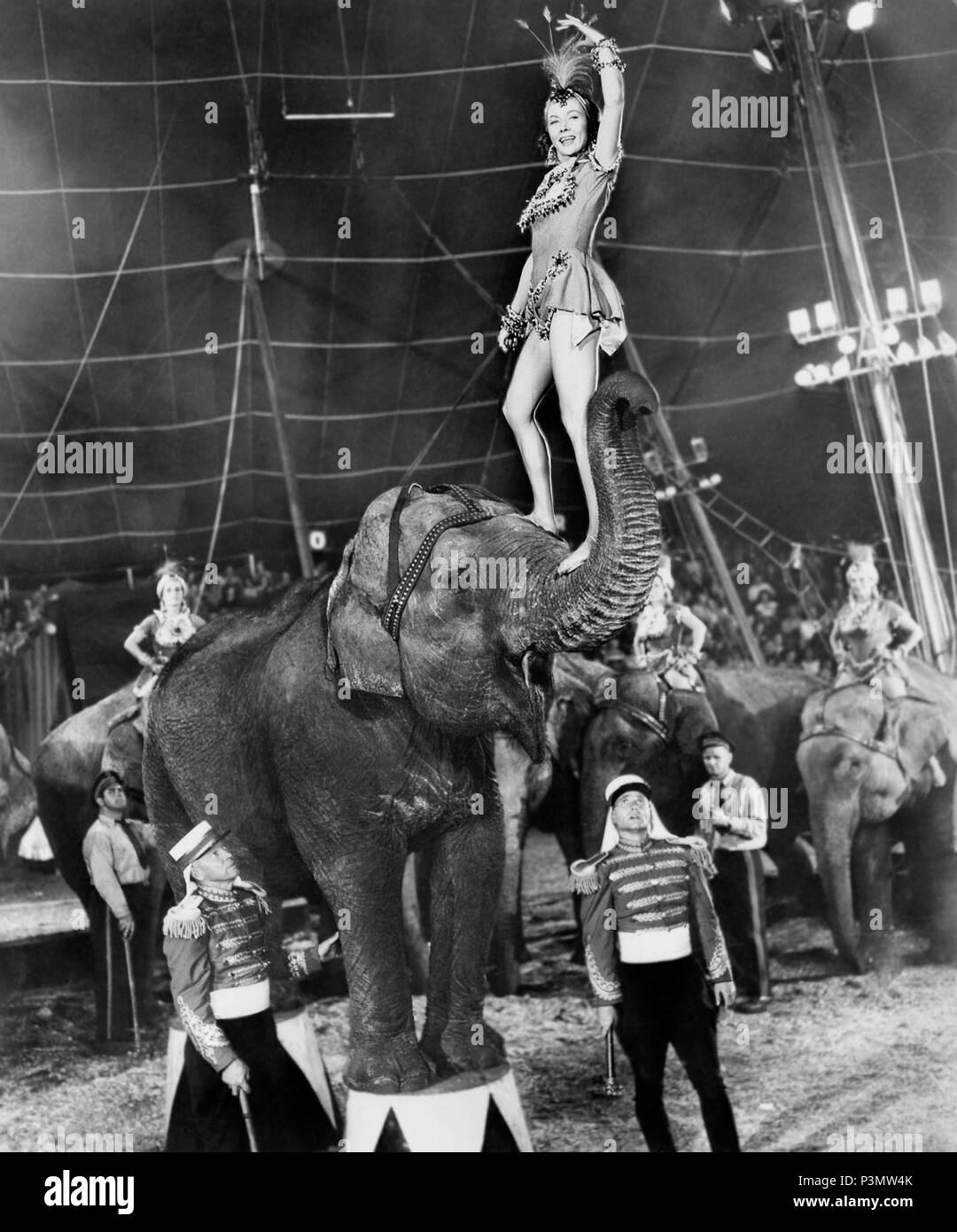 Original Film Title: THE GREATEST SHOW ON EARTH.  English Title: THE GREATEST SHOW ON EARTH.  Film Director: CECIL B DEMILLE.  Year: 1952.  Stars: GLORIA GRAHAME. Credit: PARAMOUNT PICTURES / Album Stock Photo