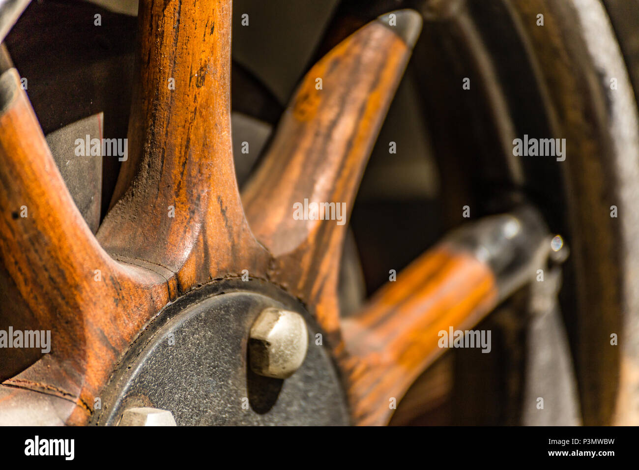 wood spokes of wheel rim of old vintage Italian car Stock Photo - Alamy