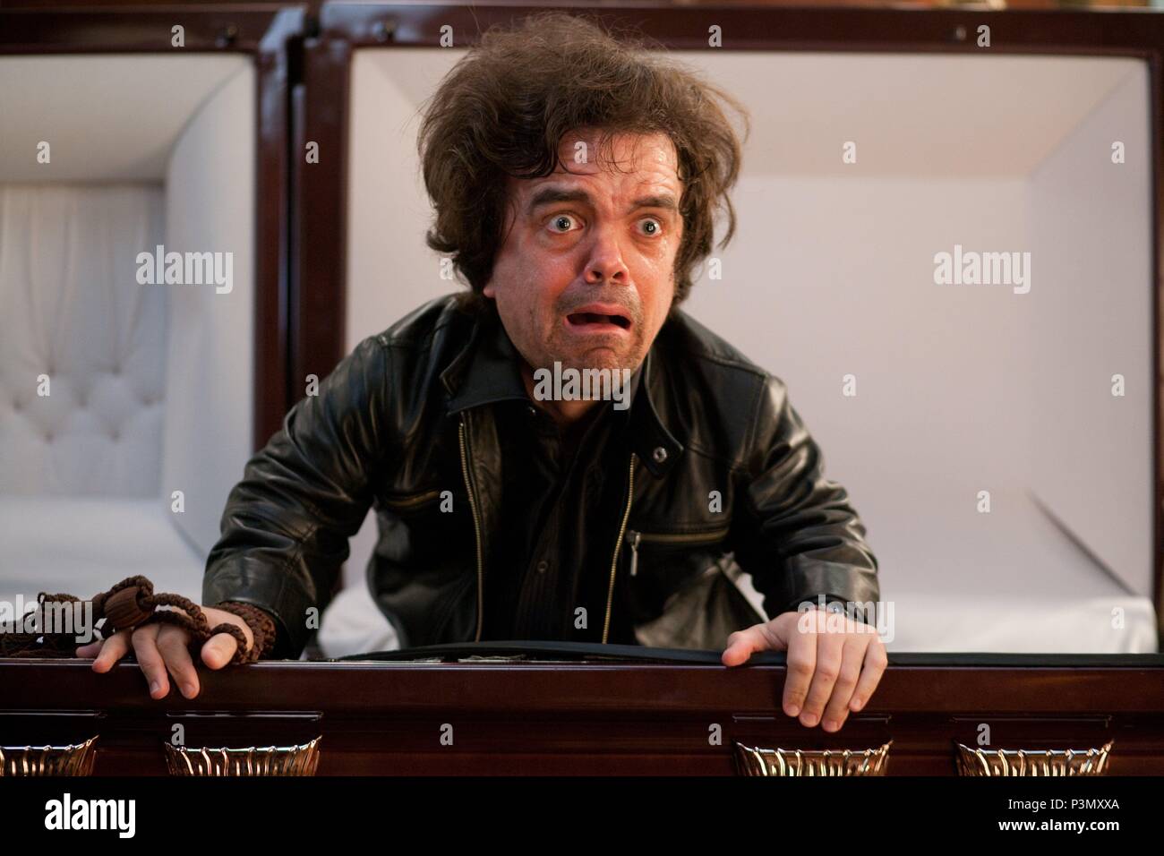 Original Film Title: DEATH AT A FUNERAL.  English Title: DEATH AT A FUNERAL.  Film Director: NEIL LABUTE.  Year: 2010.  Stars: PETER DINKLAGE. Credit: SCREEN GEMS / Album Stock Photo