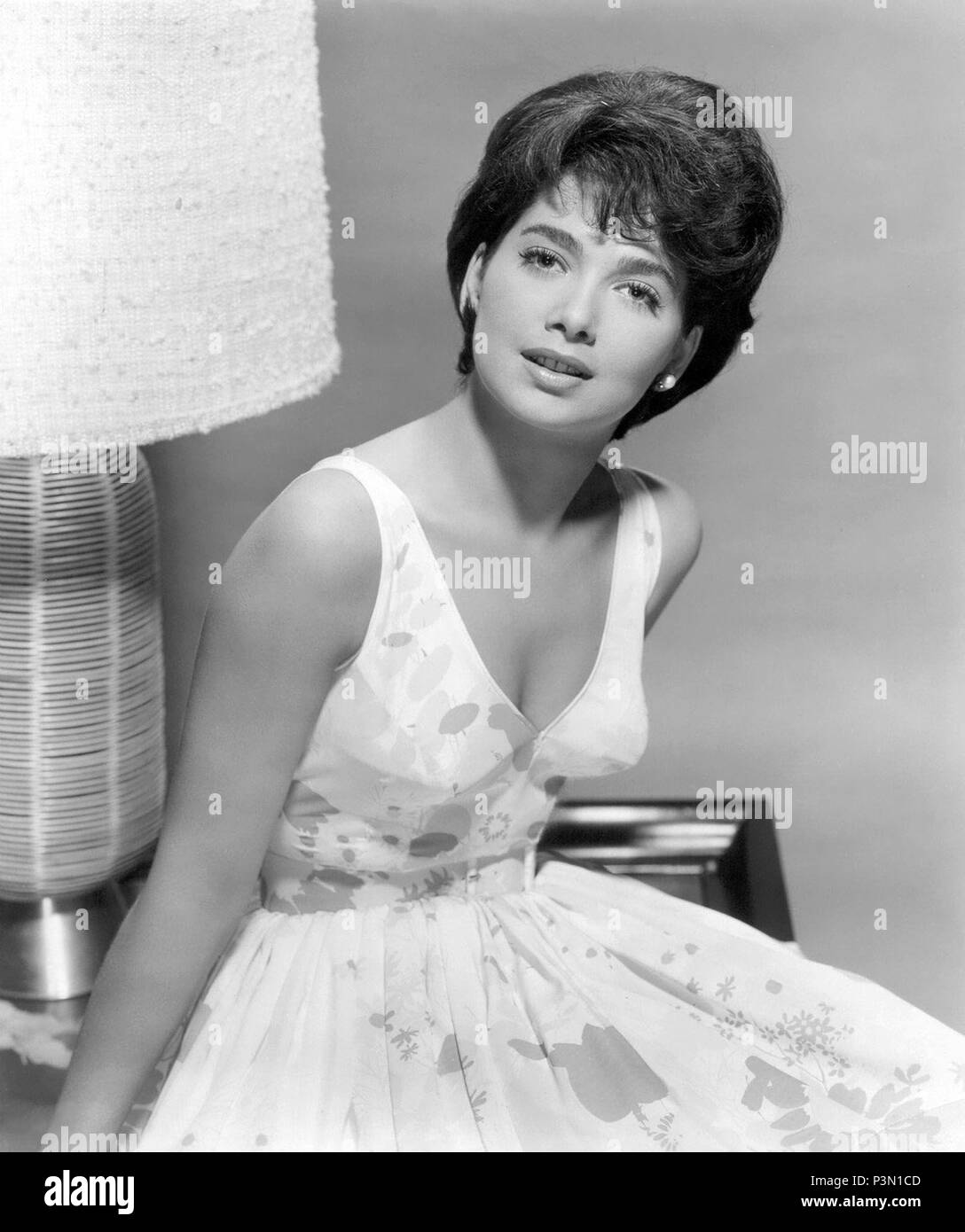 Stars: SUZANNE PLESHETTE. Stock Photo