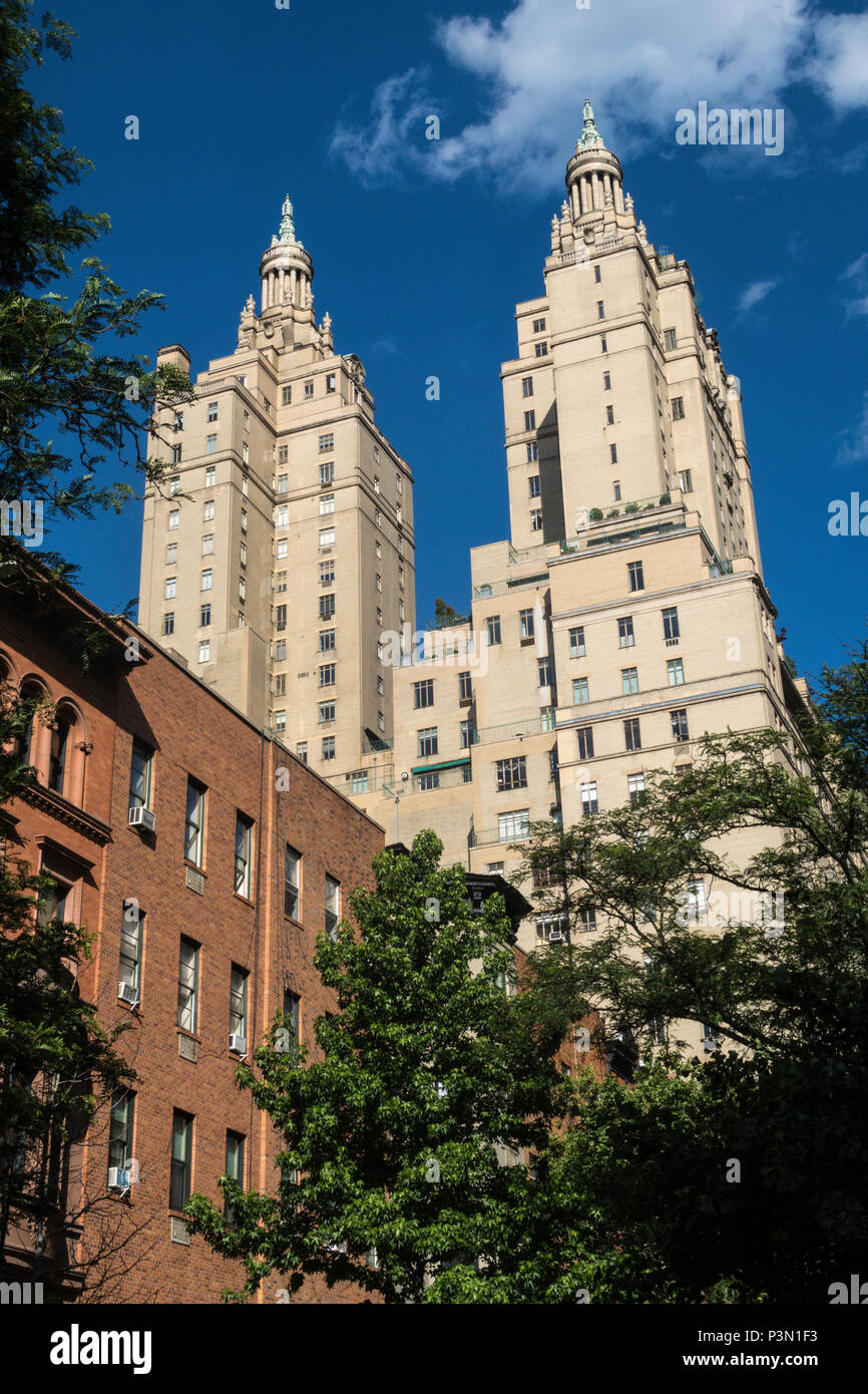 San Remo, 145 Central Park West, NYC Stock Photo - Alamy