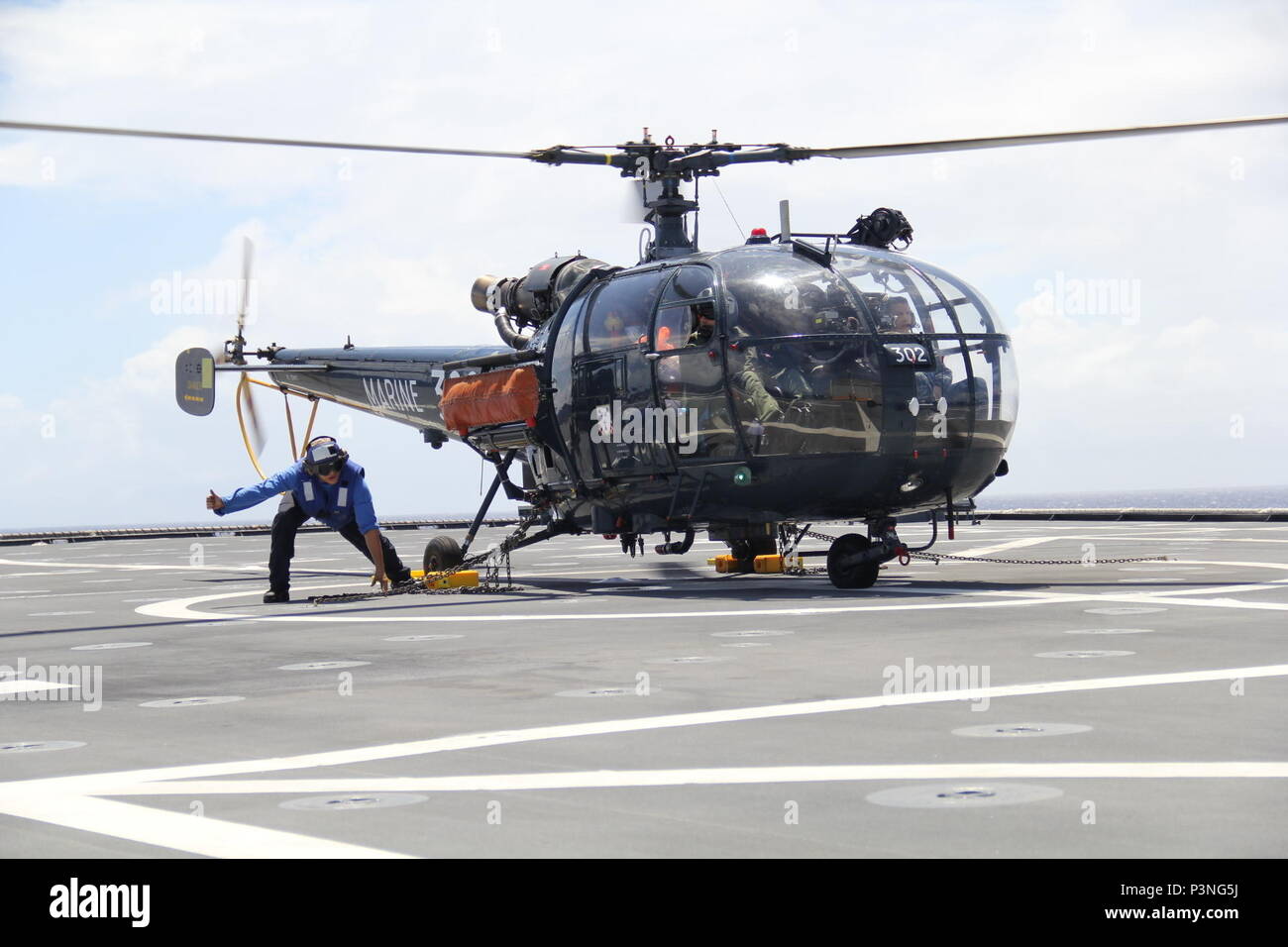 160715-N-ZZ999-003 PACIFIC OCEAN (July 15, 2016) - A Aérospatiale ...