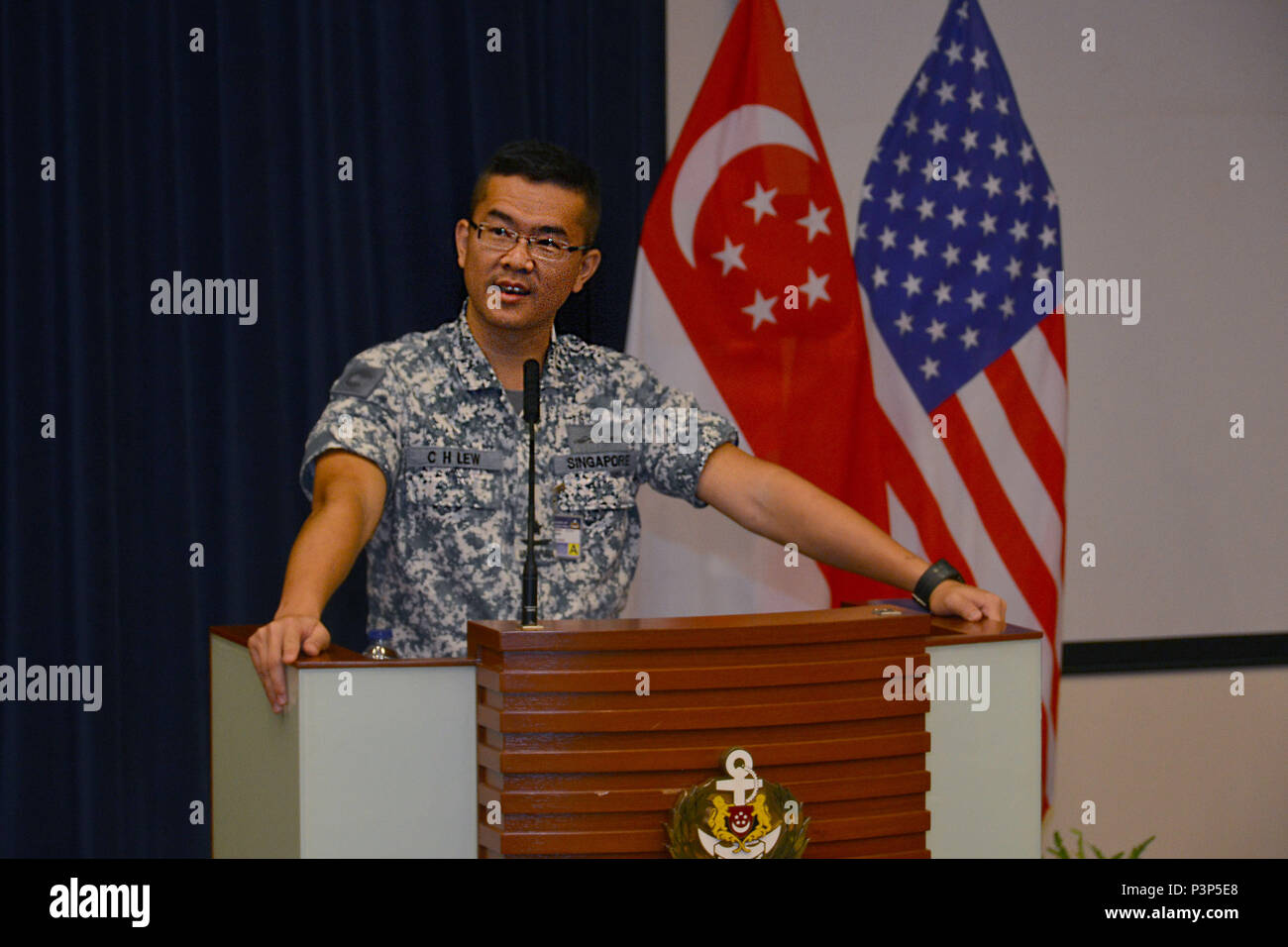 160719NWJ640029 SINGAPORE (July 19, 2016) Republic of Singapore Navy