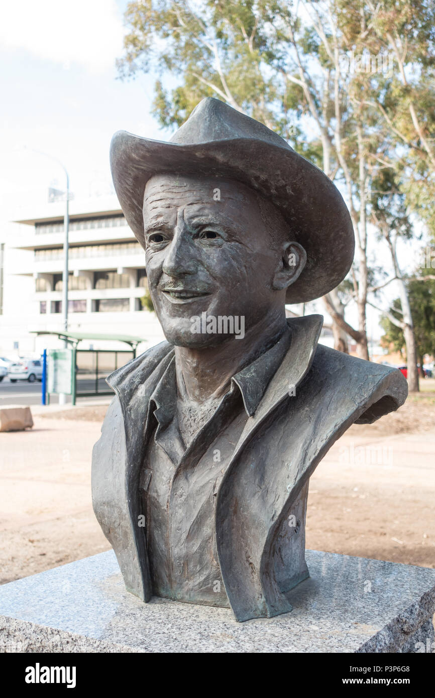 Bust of Tex Morton  1918-1983,  on display in Tamworth's  Bicentennial Park NSW Australia. Sculpted by Peter Latona. Stock Photo