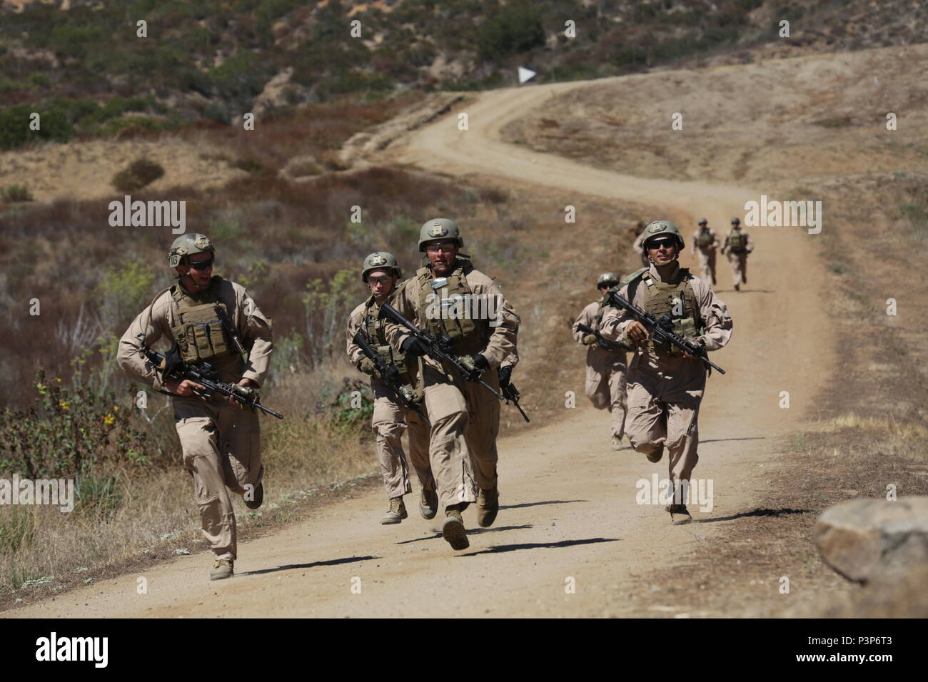 Field expedient bangalore hires stock photography and images Alamy