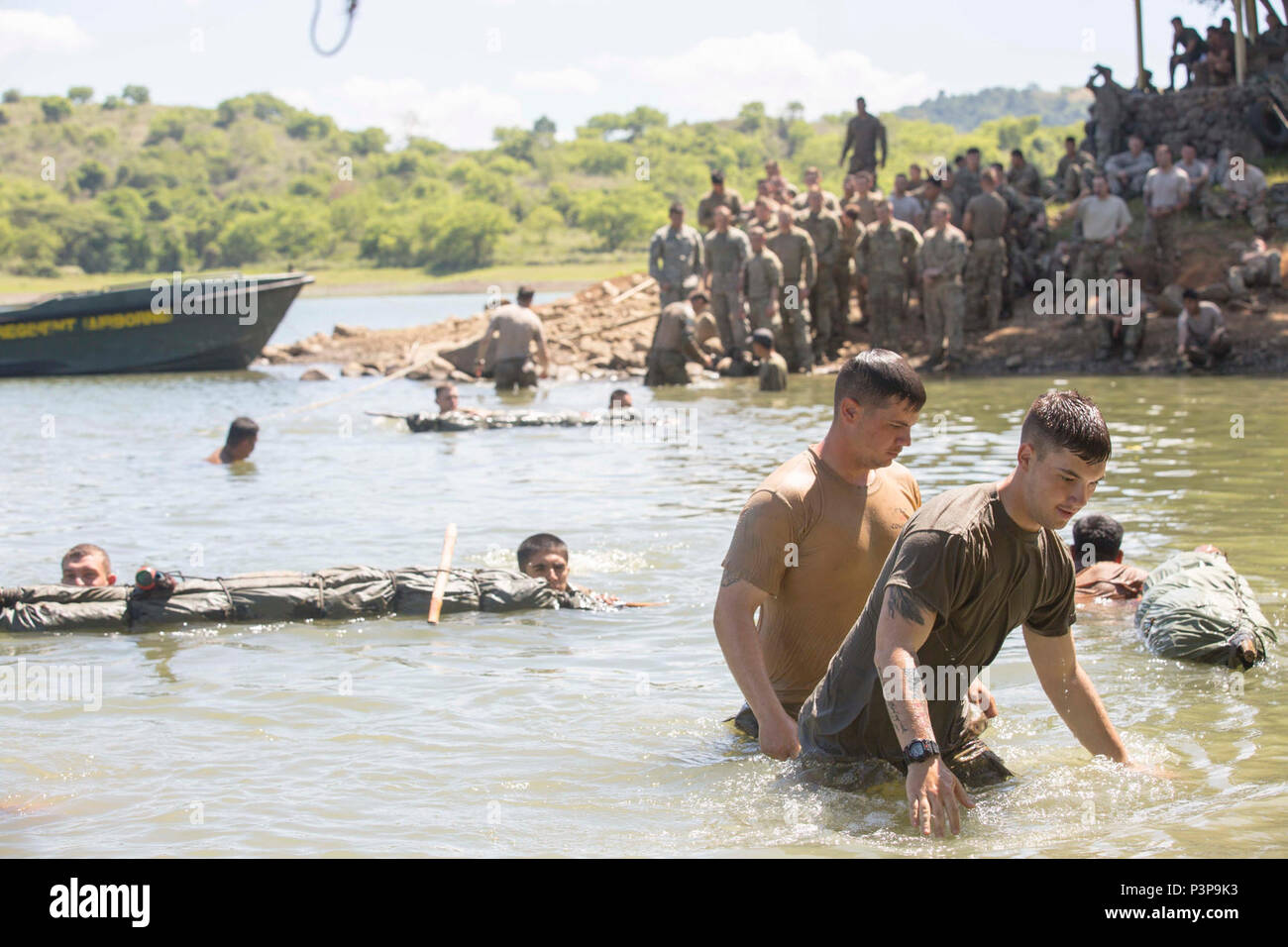 Philippine army special forces hi-res stock photography and images - Alamy