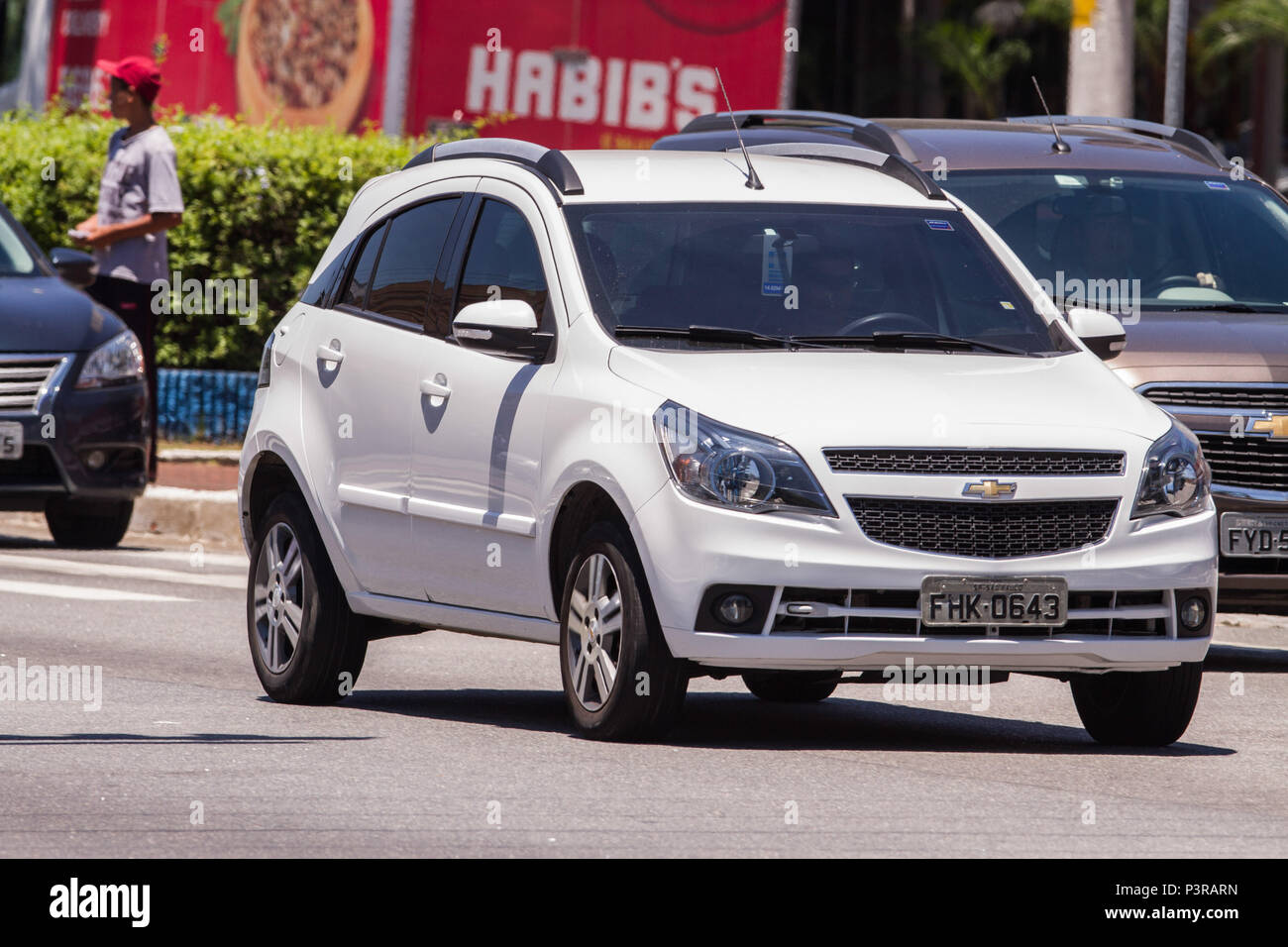 SÃO CAETANO DO SUL, SP - 30.10.2015: CARROS POPULARES - Chevrolet Cobalt. Carros  populares fabricados no Brasil. (Foto: Fe Reis / Fotoarena Stock Photo -  Alamy