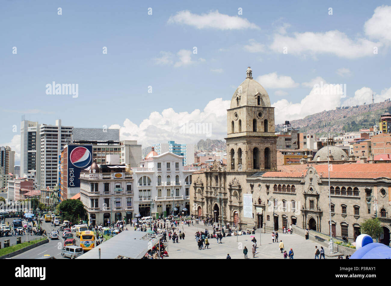LA PAZ, BOLÍVIA 16.03.2015 CIDADE DE LA PAZ Igreja de São
