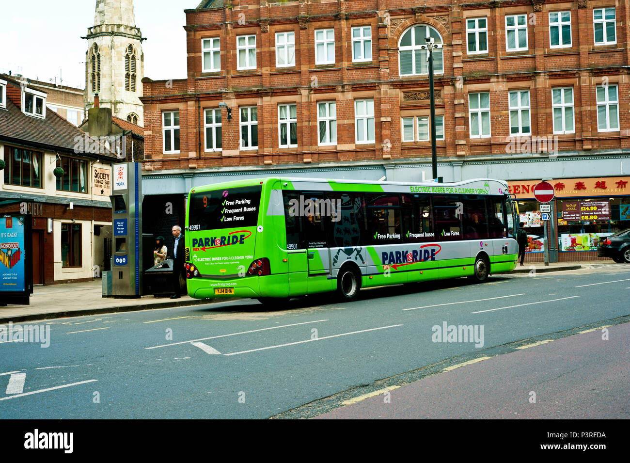 Park and ride bus hires stock photography and images Alamy