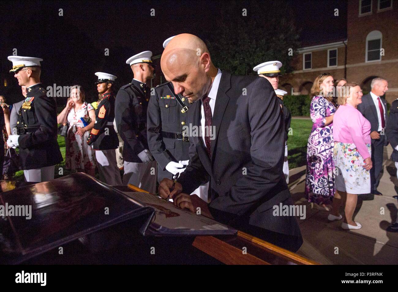 Mr robert l simmons ii hires stock photography and images Alamy