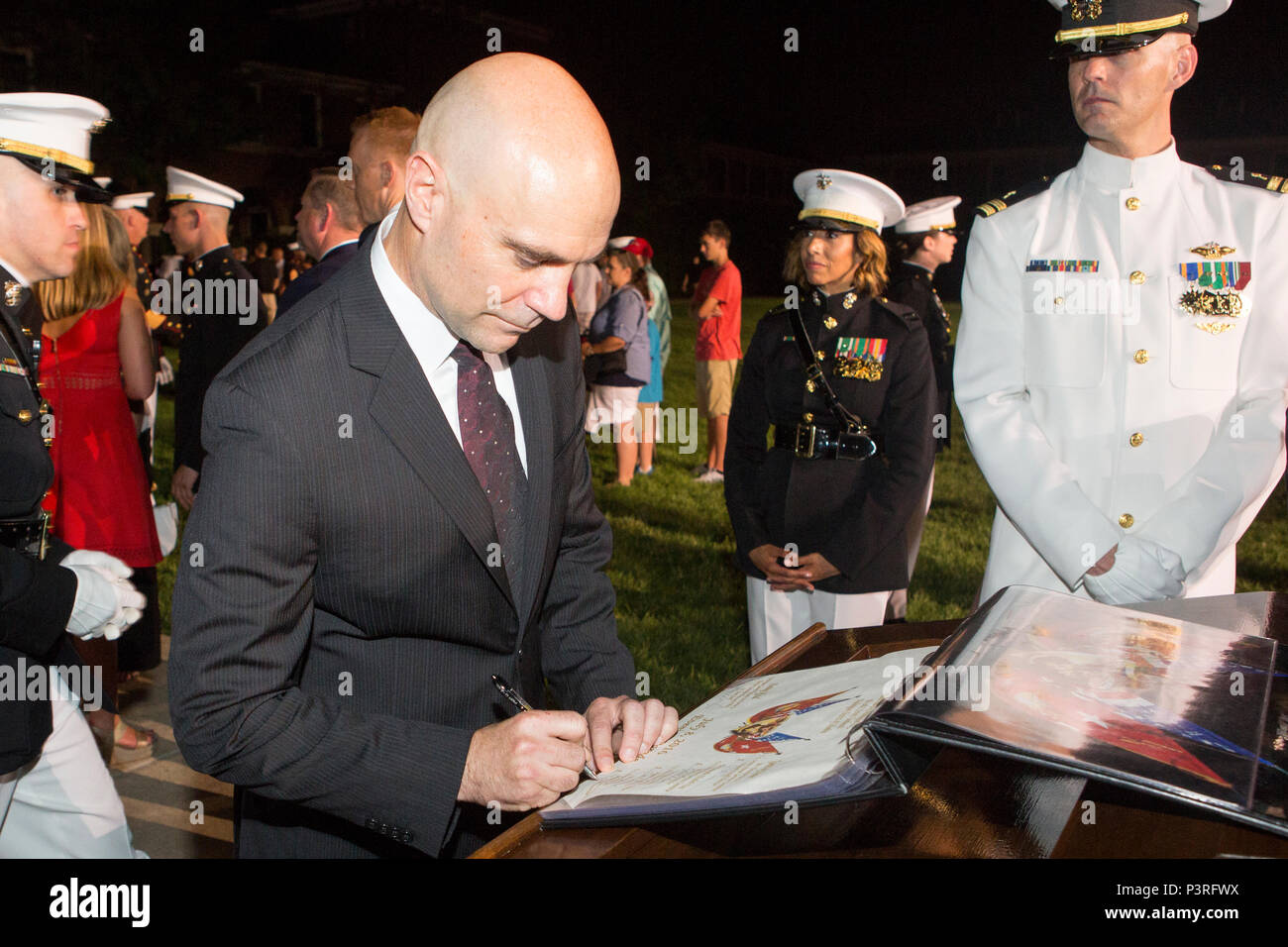 Mr robert l simmons ii hires stock photography and images Alamy