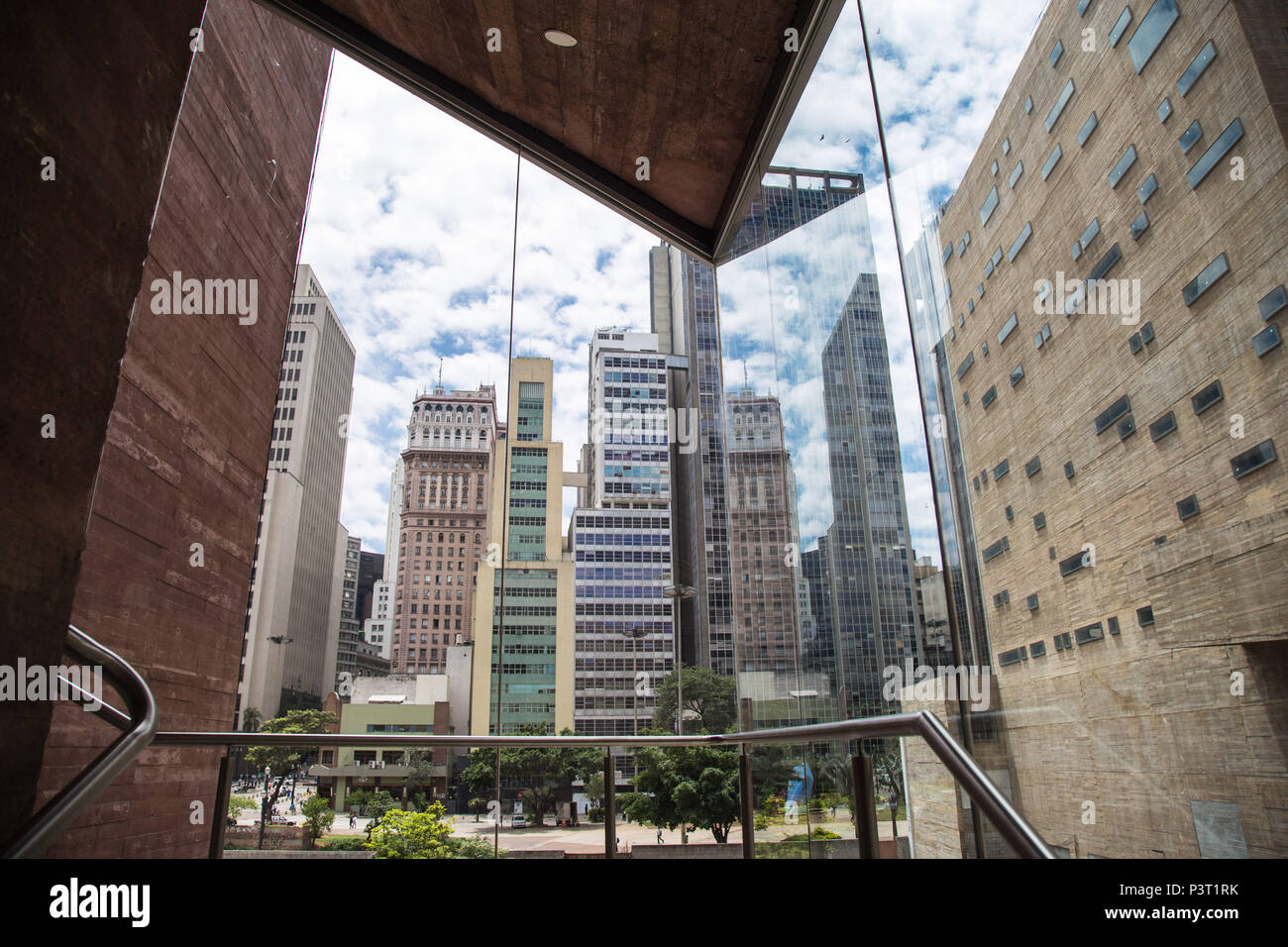 SÃO PAULO, SP - 16.12.2014: PREDIOS - Vista diurna de predios no Vale do Anhagabau de dentro da Praça das Artes. (Foto: Luis Blanco / Fotoarena) Stock Photo