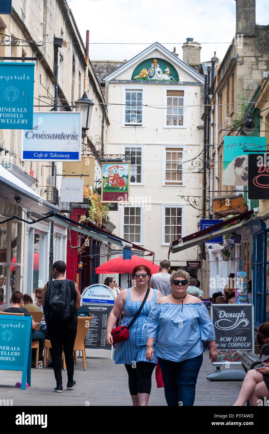 Economy pub pubs people society street narrow lane lanes alley hires