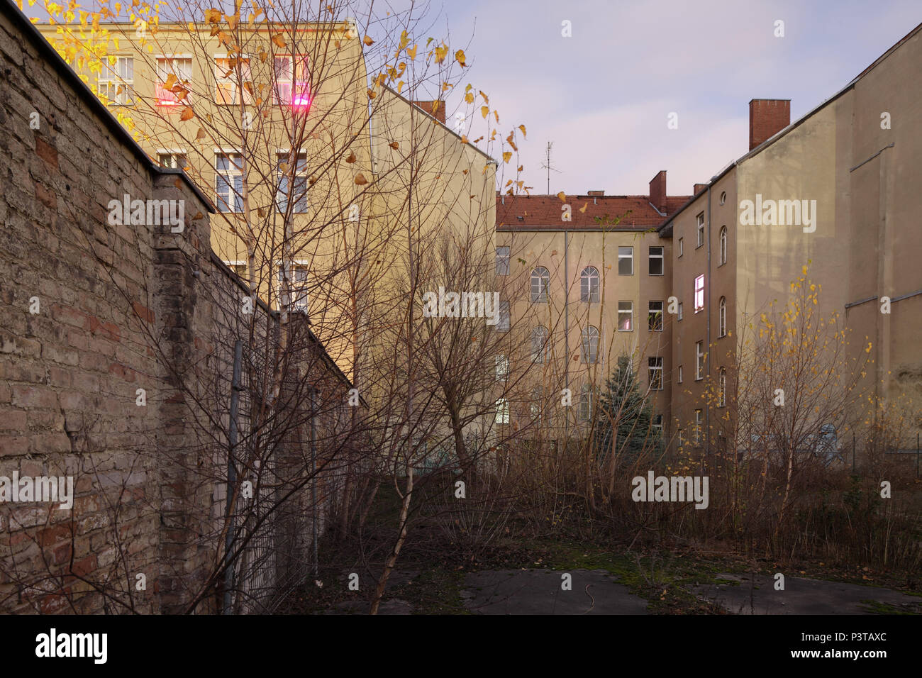 Berlin, Germany, old buildings and fallow land in the Heidestrasse in Berlin-Moabit, the future European quarter Stock Photo