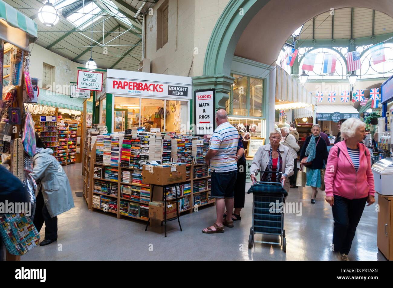 Secondhand bookshop, Bath Guildhall Market, Somerset, UK Stock Photo