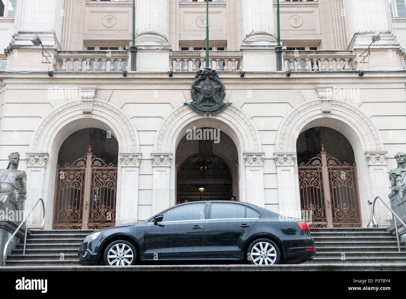 Prefeitura de Ipirá | Logo :: Behance, image size:1300x956