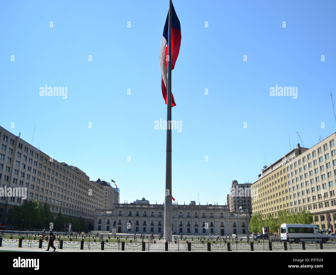 SANTIAGO, CHILE 10.10.2015 SANTIAGO Bandeira do Chile ( La Bandera