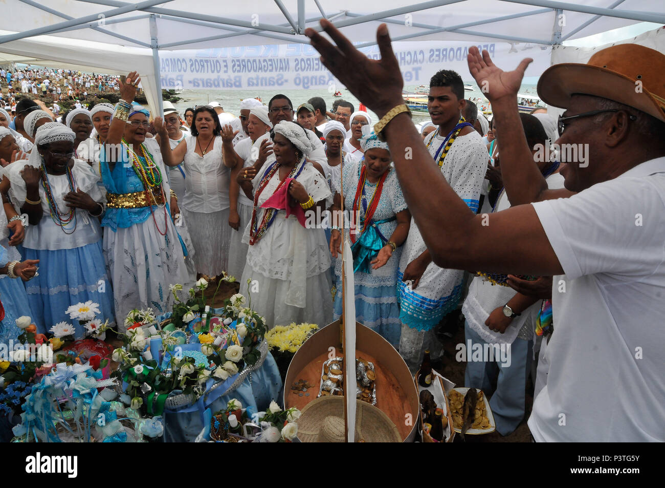 SALVADOR, BA - 02.02.2014: FESTA DE IEMANJÁ - Simpatizantes durante festejos para Iemanjá, em Salvador (BA). (Foto: Sérgio Pedreira / Fotoarena) Stock Photo