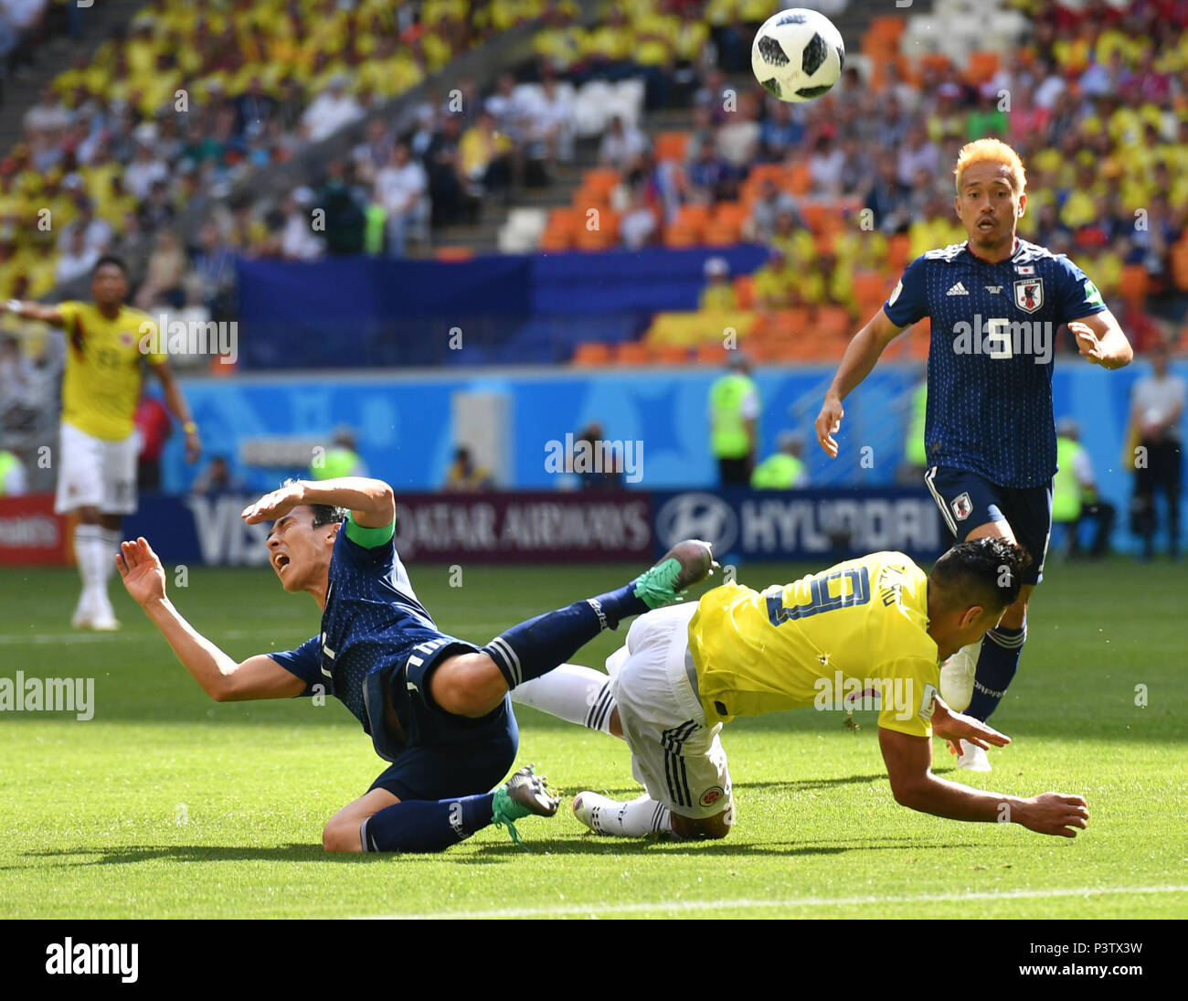Saransk, Russia. 19th June, 2018. Radamel Falcao (2nd R) of Colombia competes during a Group H match between Colombia and Japan at the 2018 FIFA World Cup in Saransk, Russia, June 19, 2018. Credit: Lui Siu Wai/Xinhua/Alamy Live News Stock Photo