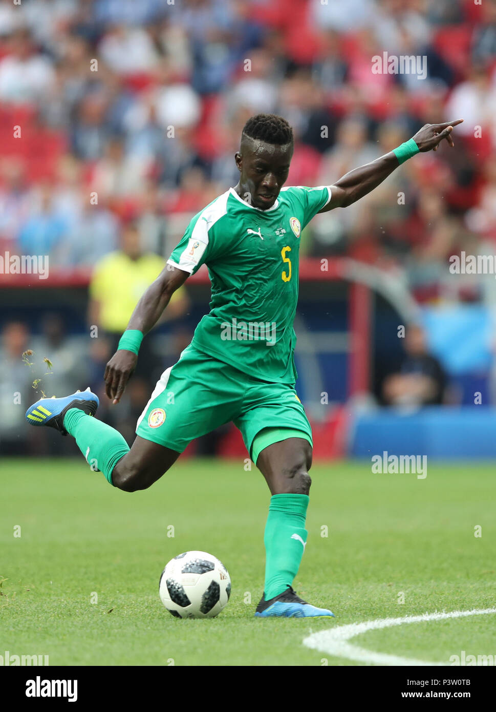 Moscow, Russia. 19th June, 2018. Idrissa Gana Gueye of Senegal shoots during a Group H match between Poland and Senegal at the 2018 FIFA World Cup in Moscow, Russia, June 19, 2018. Credit: Ye Pingfan/Xinhua/Alamy Live News Stock Photo